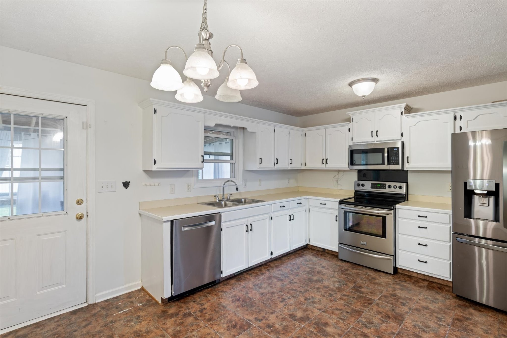 2706 Zakary Ct