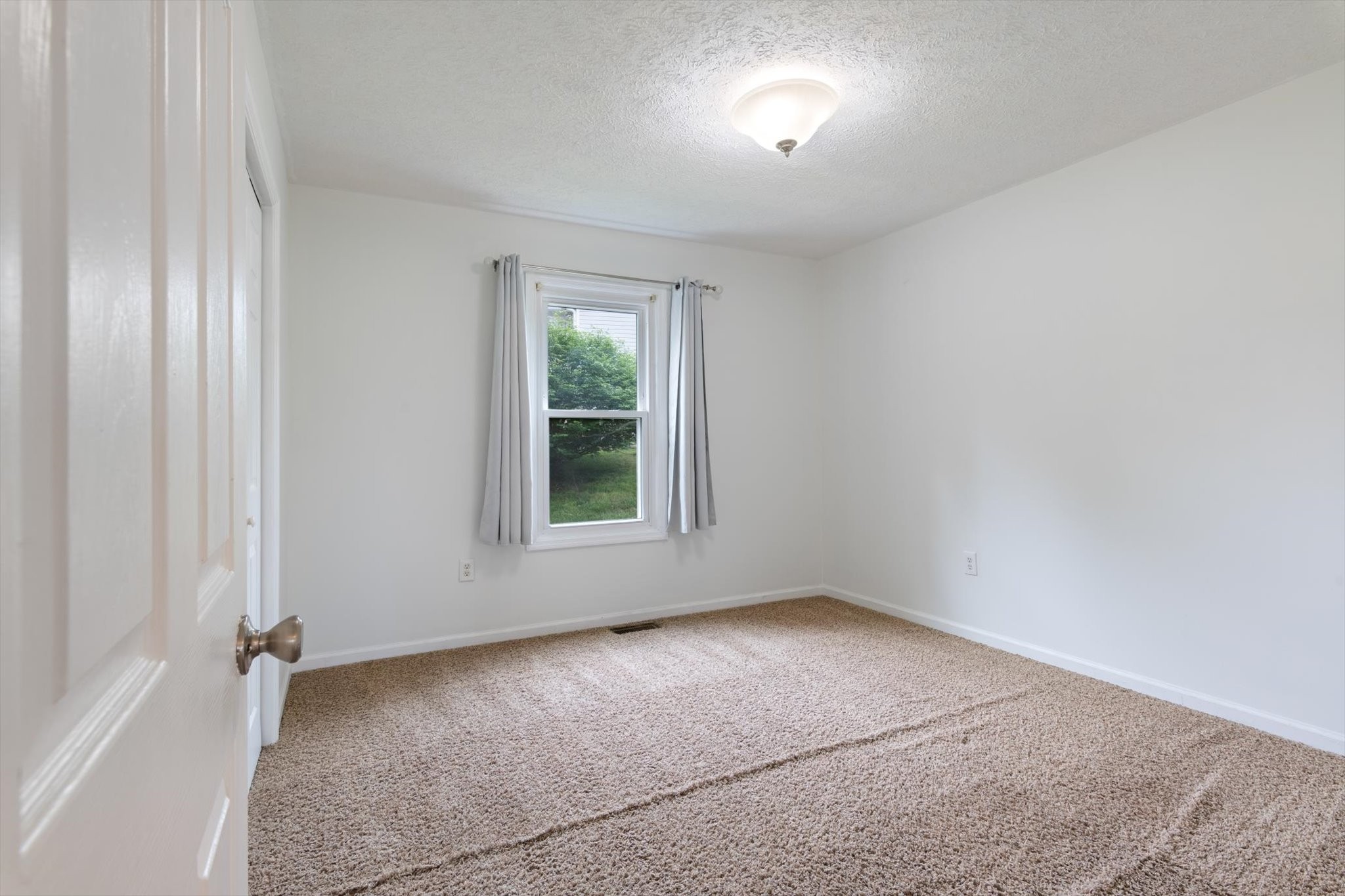 2706 Zakary Ct