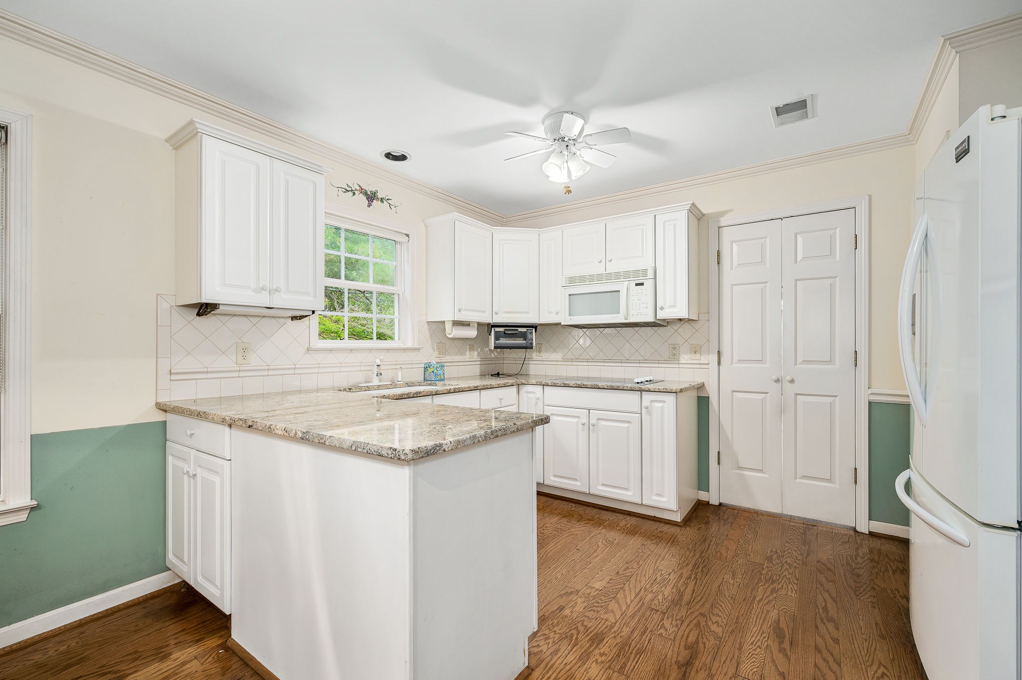 129 Alton Park Ln
