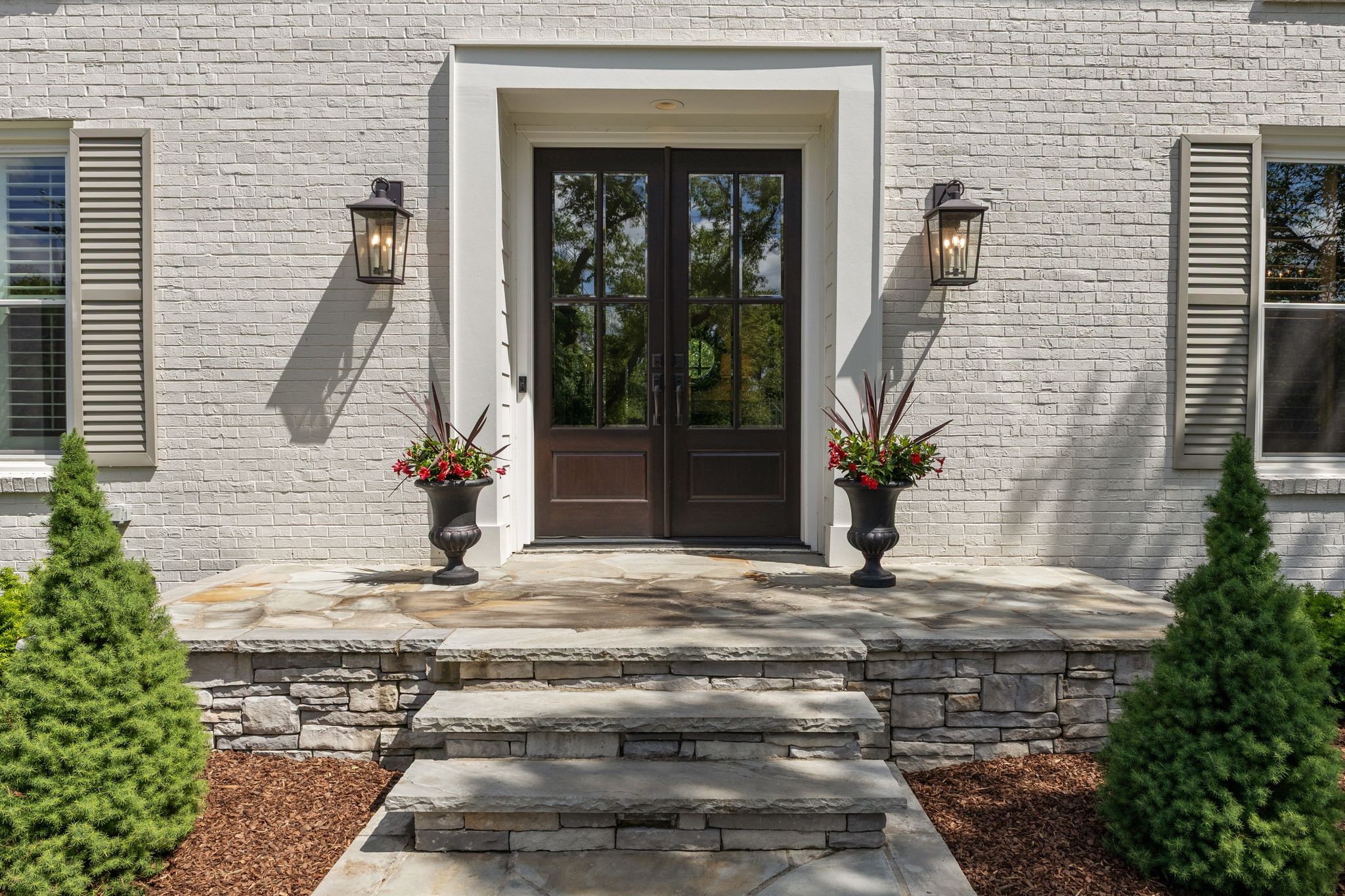 1946 Harpeth River Dr