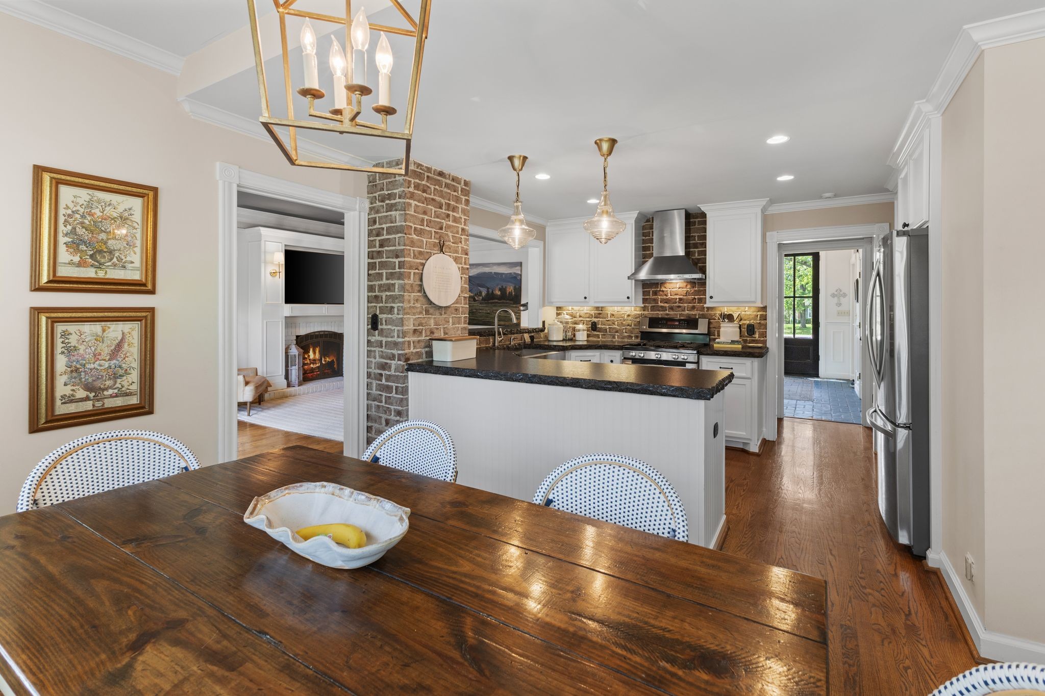 1946 Harpeth River Dr