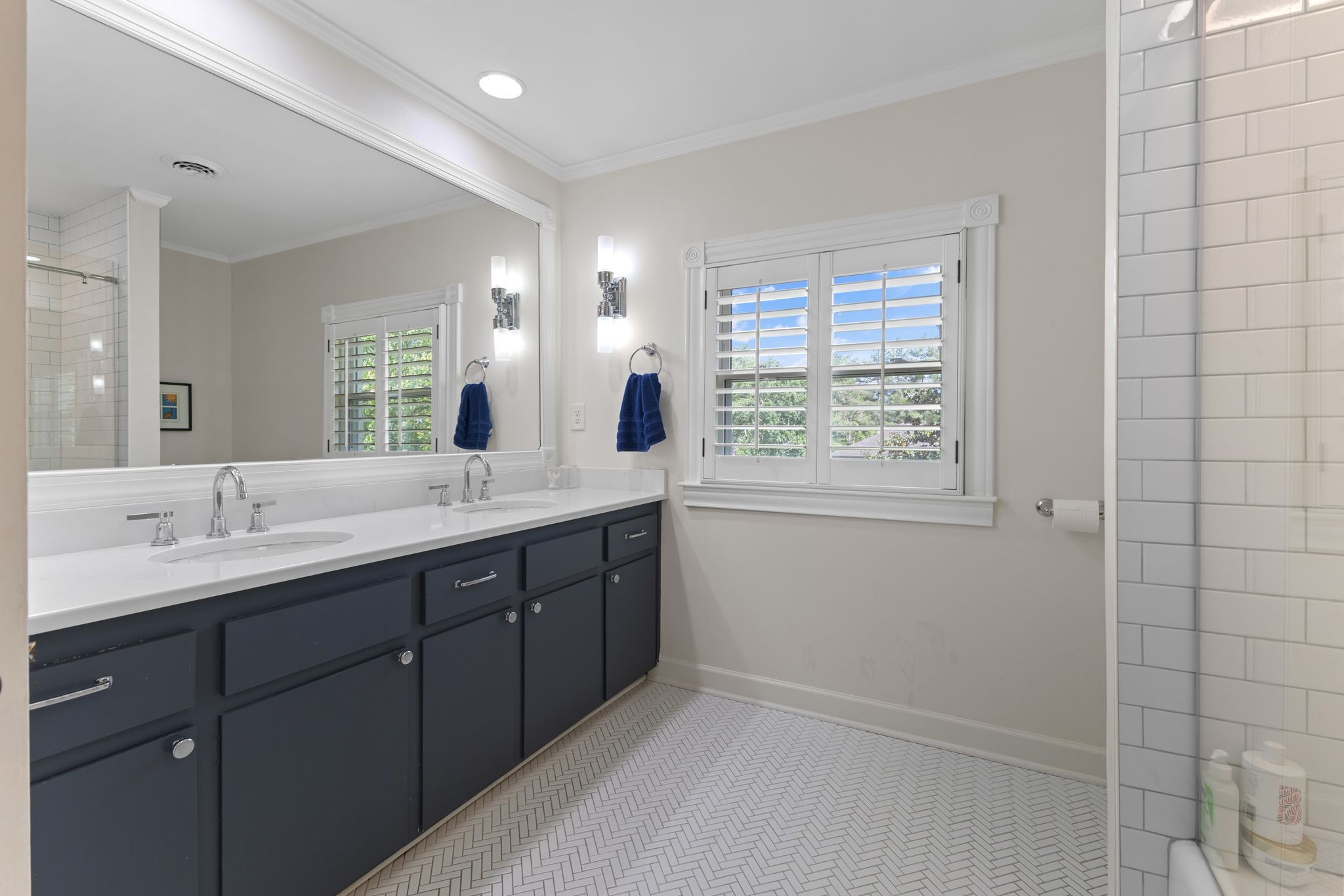 1946 Harpeth River Dr