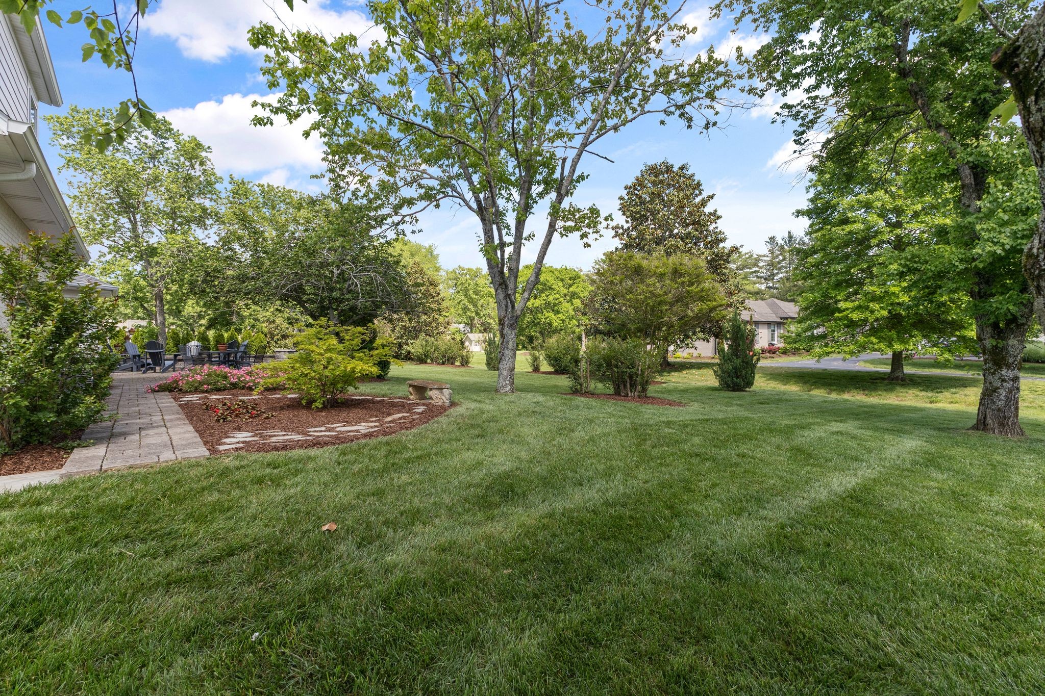 1946 Harpeth River Dr