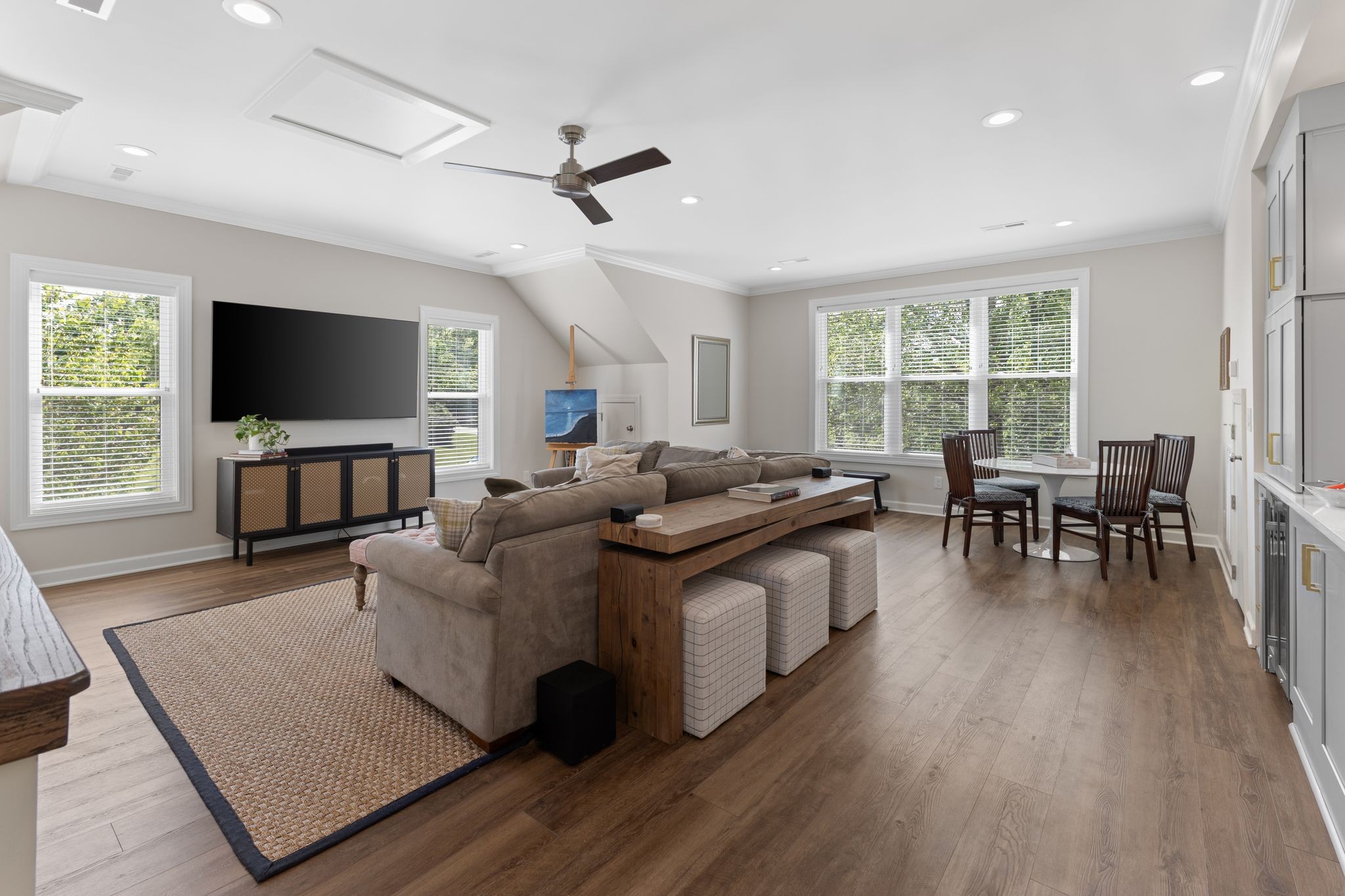 1946 Harpeth River Dr