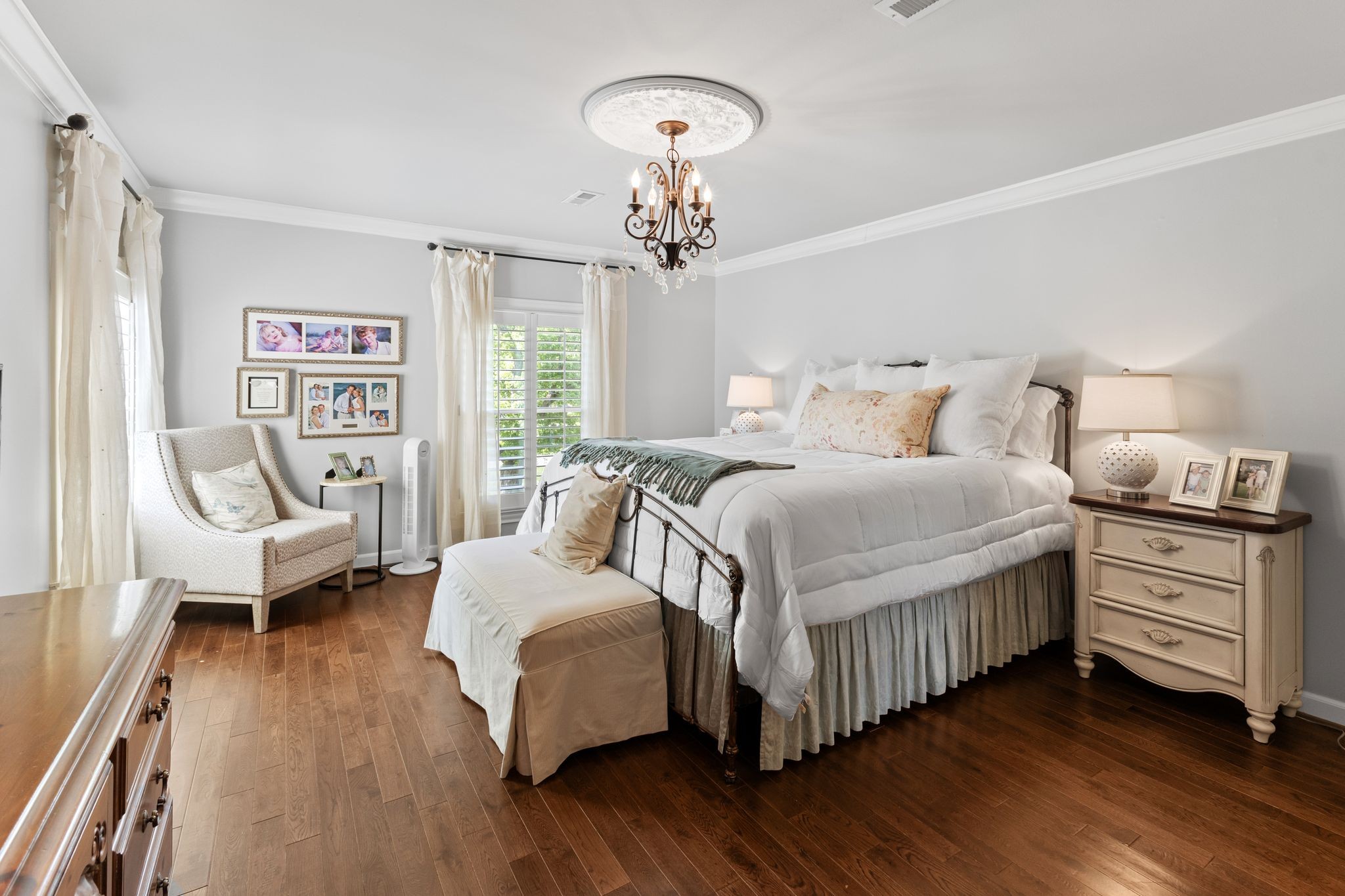 1946 Harpeth River Dr