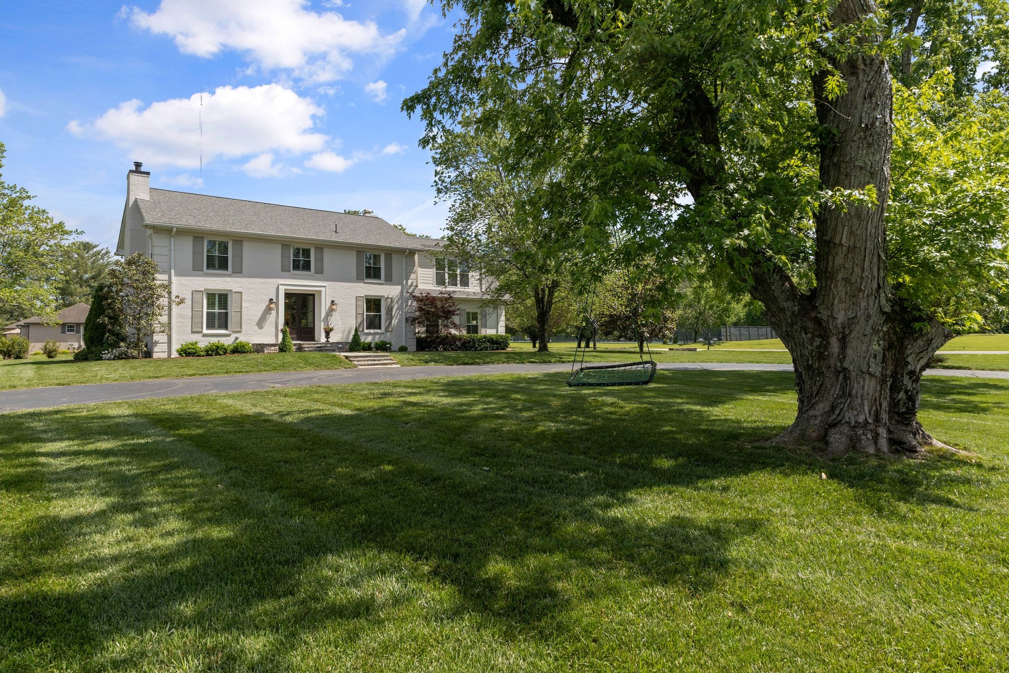 1946 Harpeth River Dr