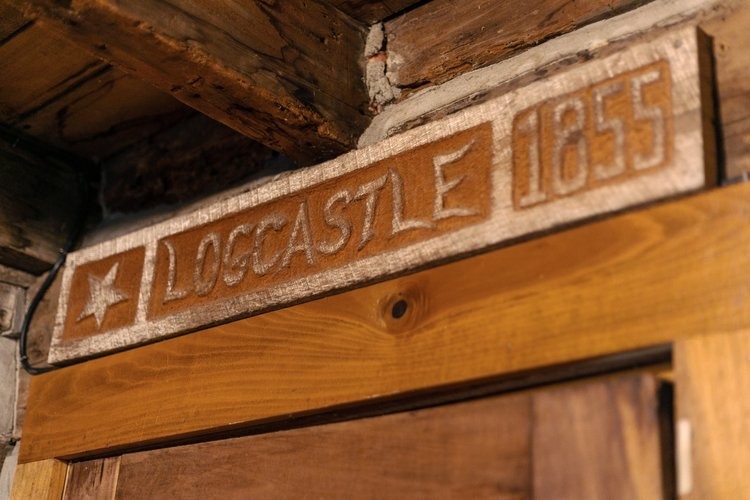 824 High Point Ridge Rd