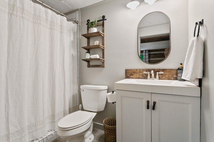 824 High Point Ridge Rd