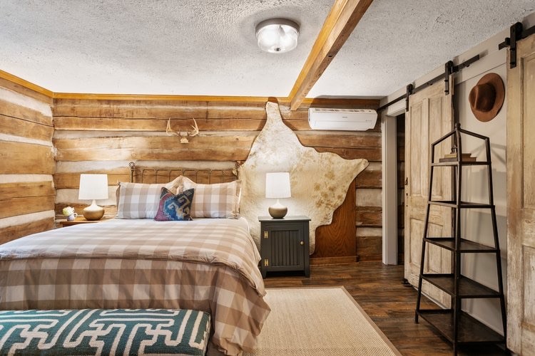 824 High Point Ridge Rd