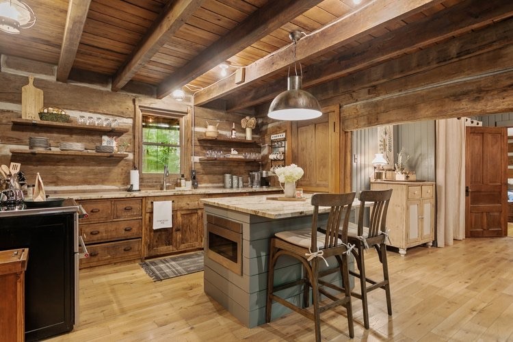 824 High Point Ridge Rd