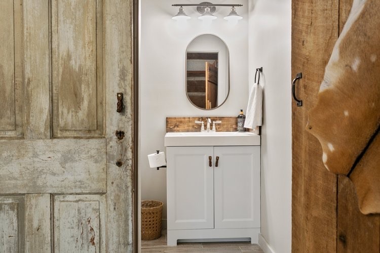 824 High Point Ridge Rd