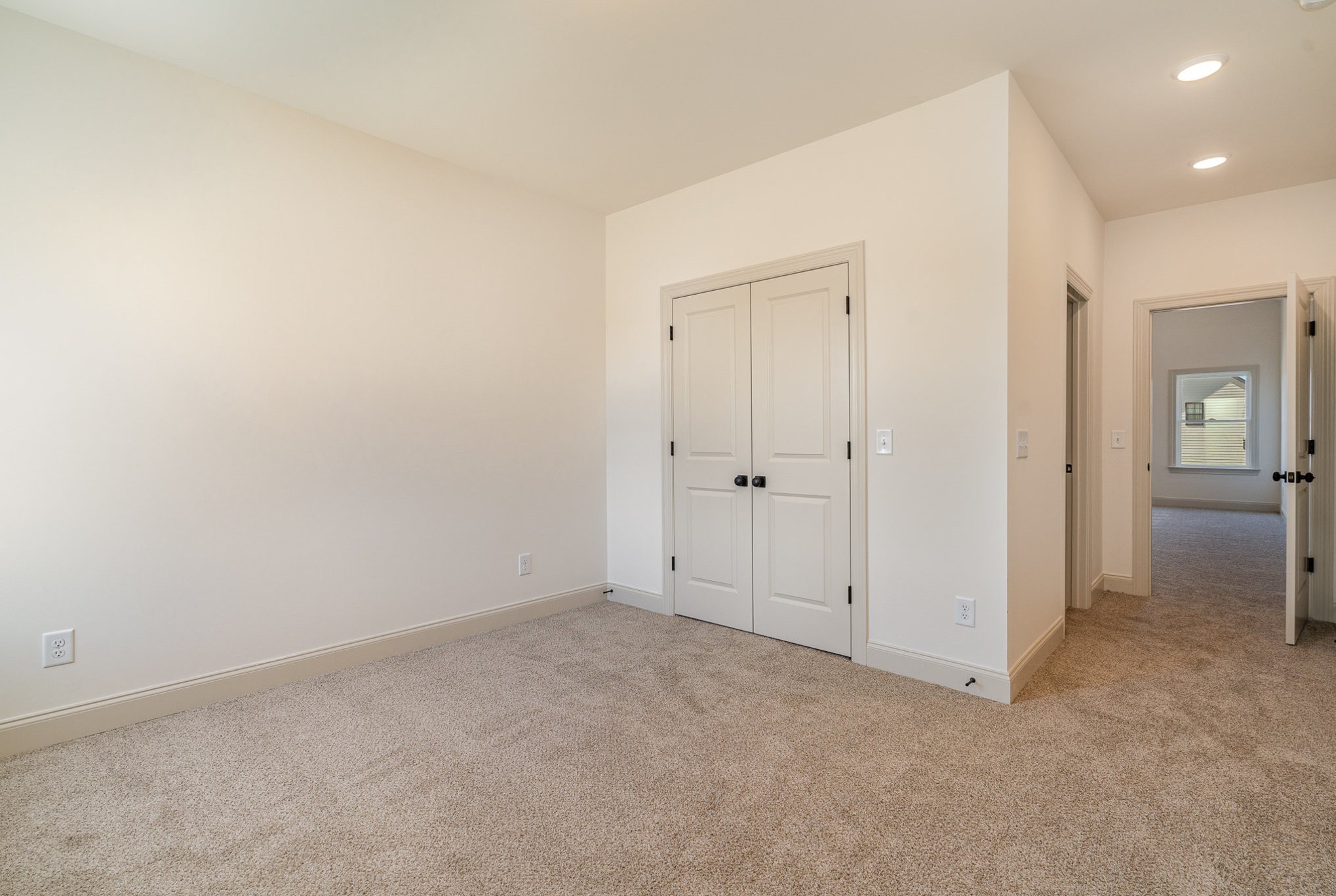 1709 Martha Washington Way