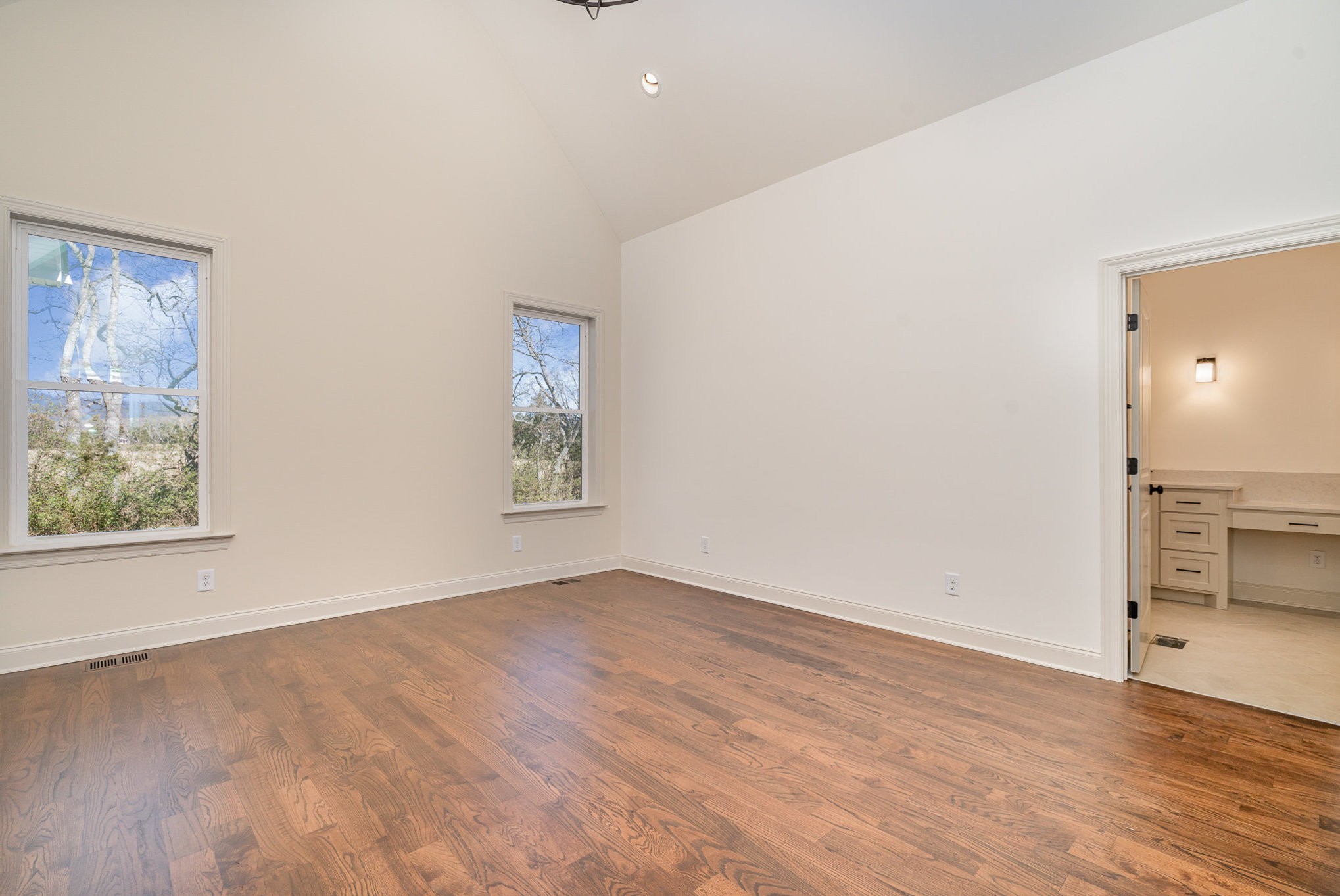 1709 Martha Washington Way