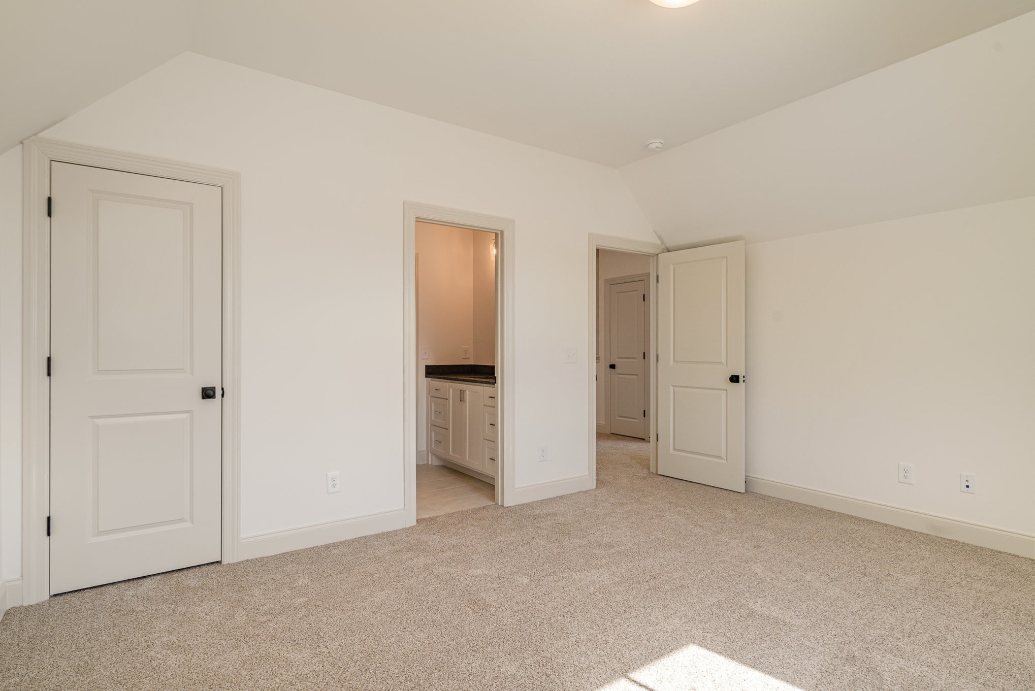 1709 Martha Washington Way