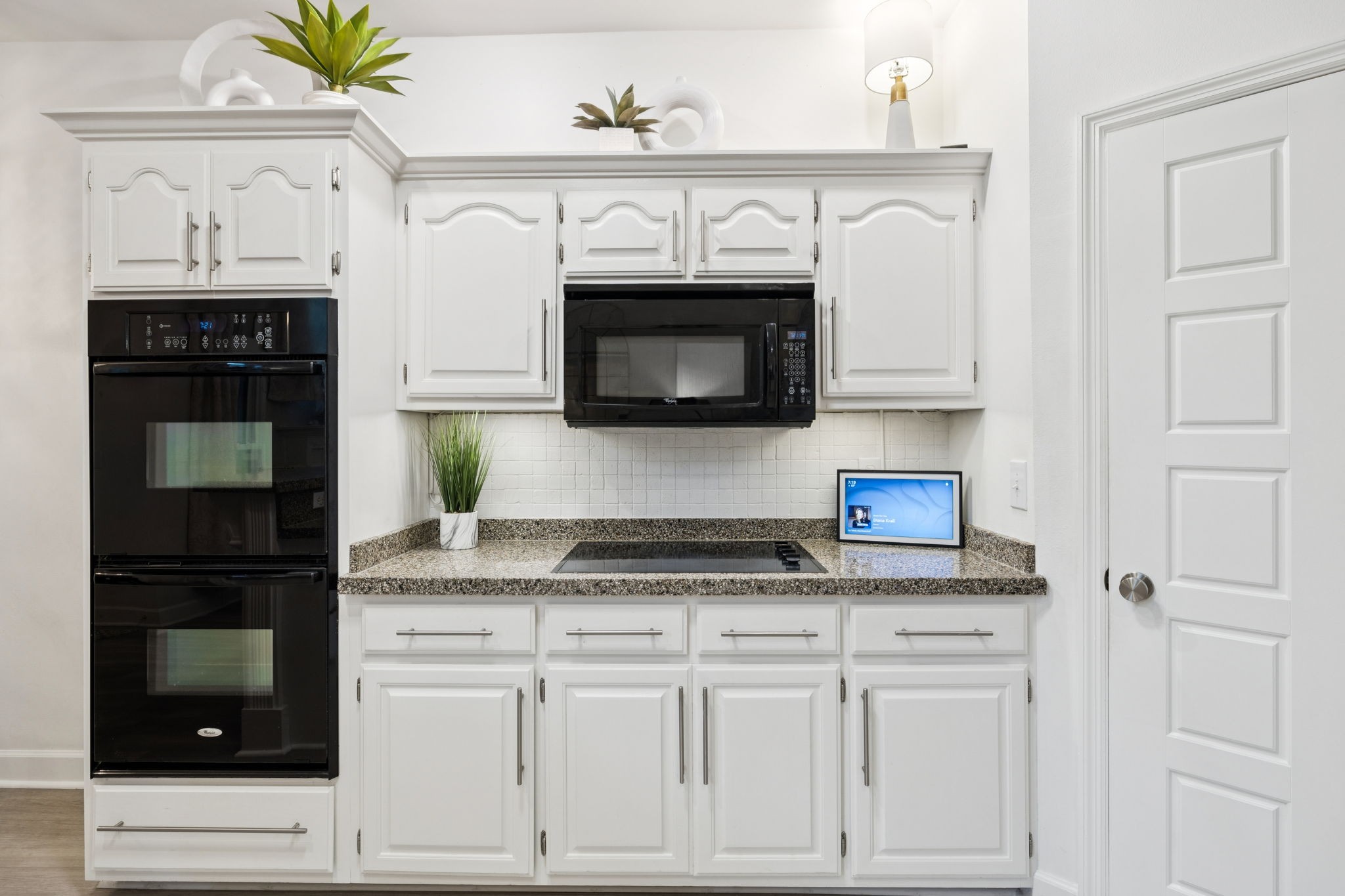 9455 Foothills Ct