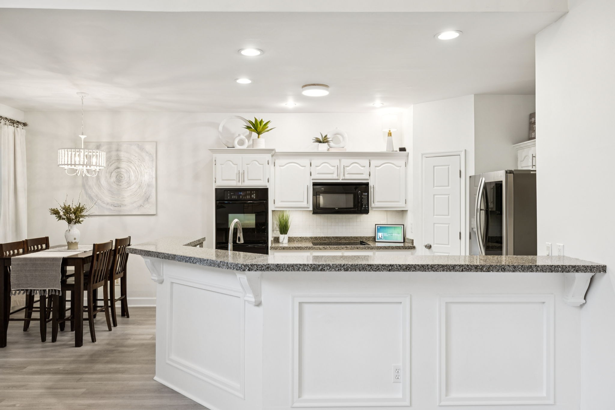 9455 Foothills Ct