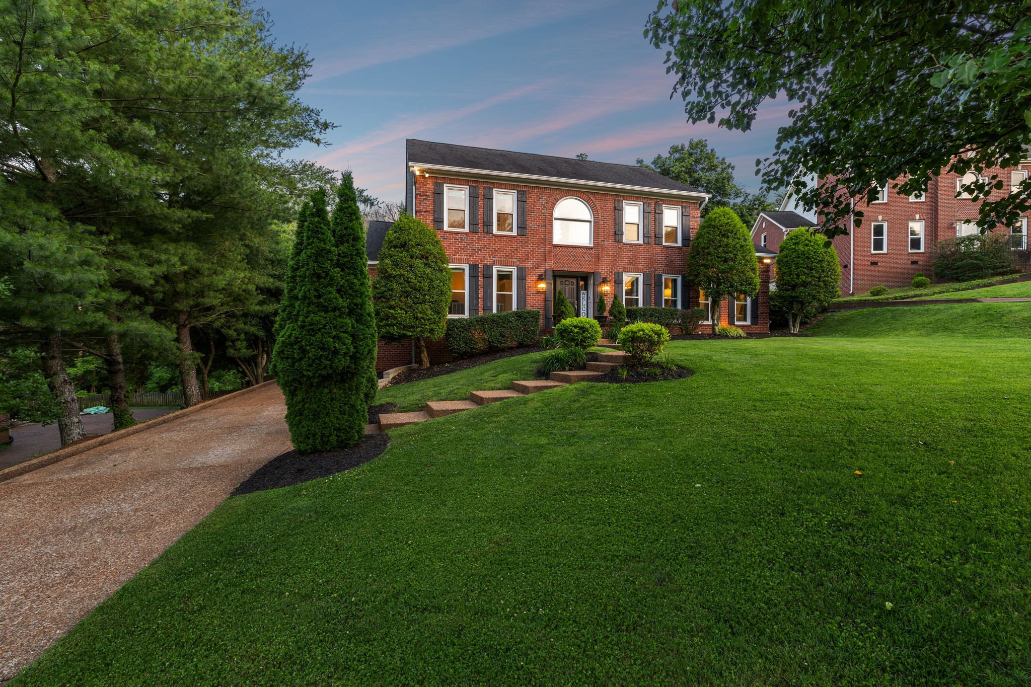 9455 Foothills Ct