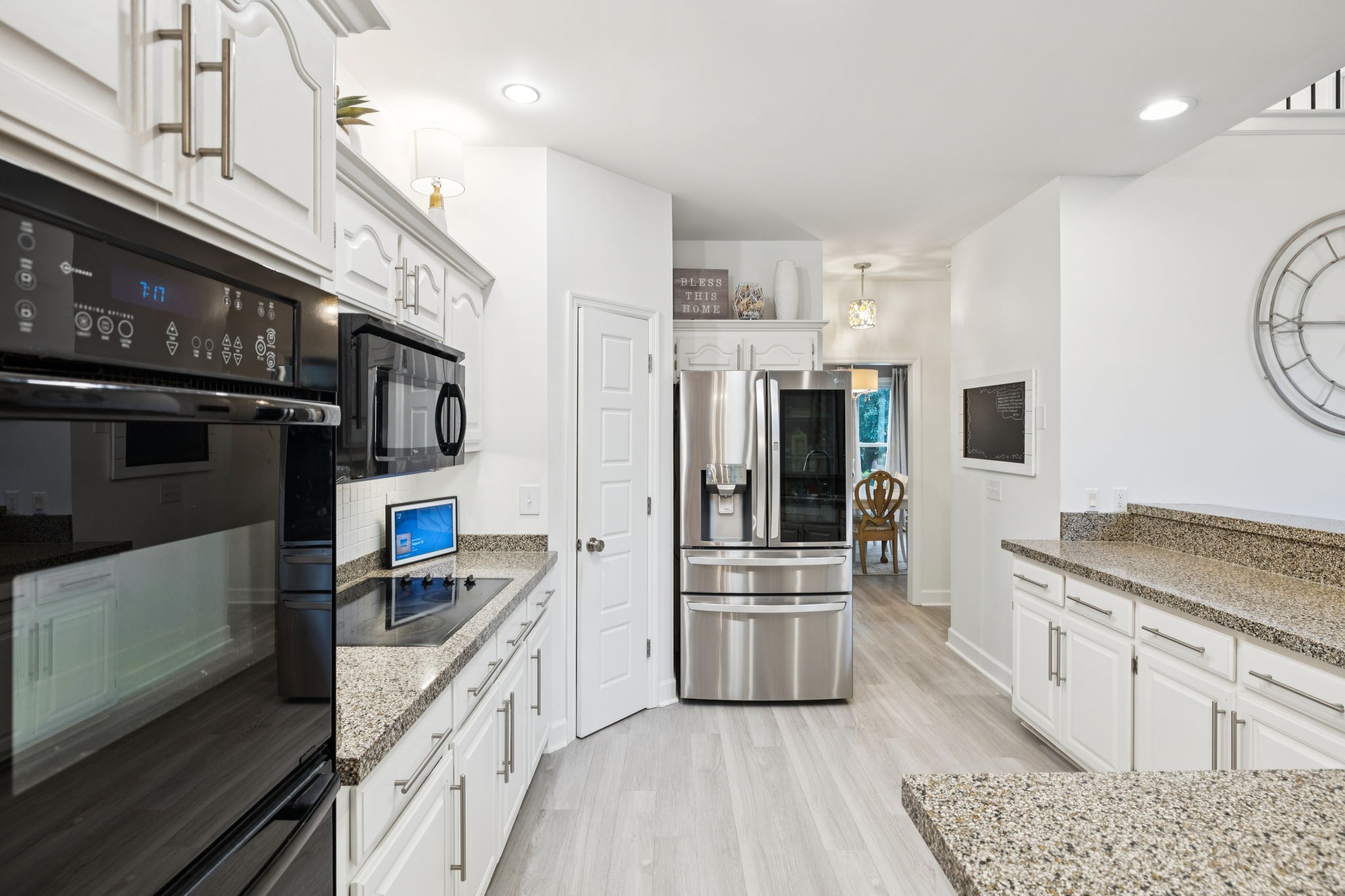 9455 Foothills Ct