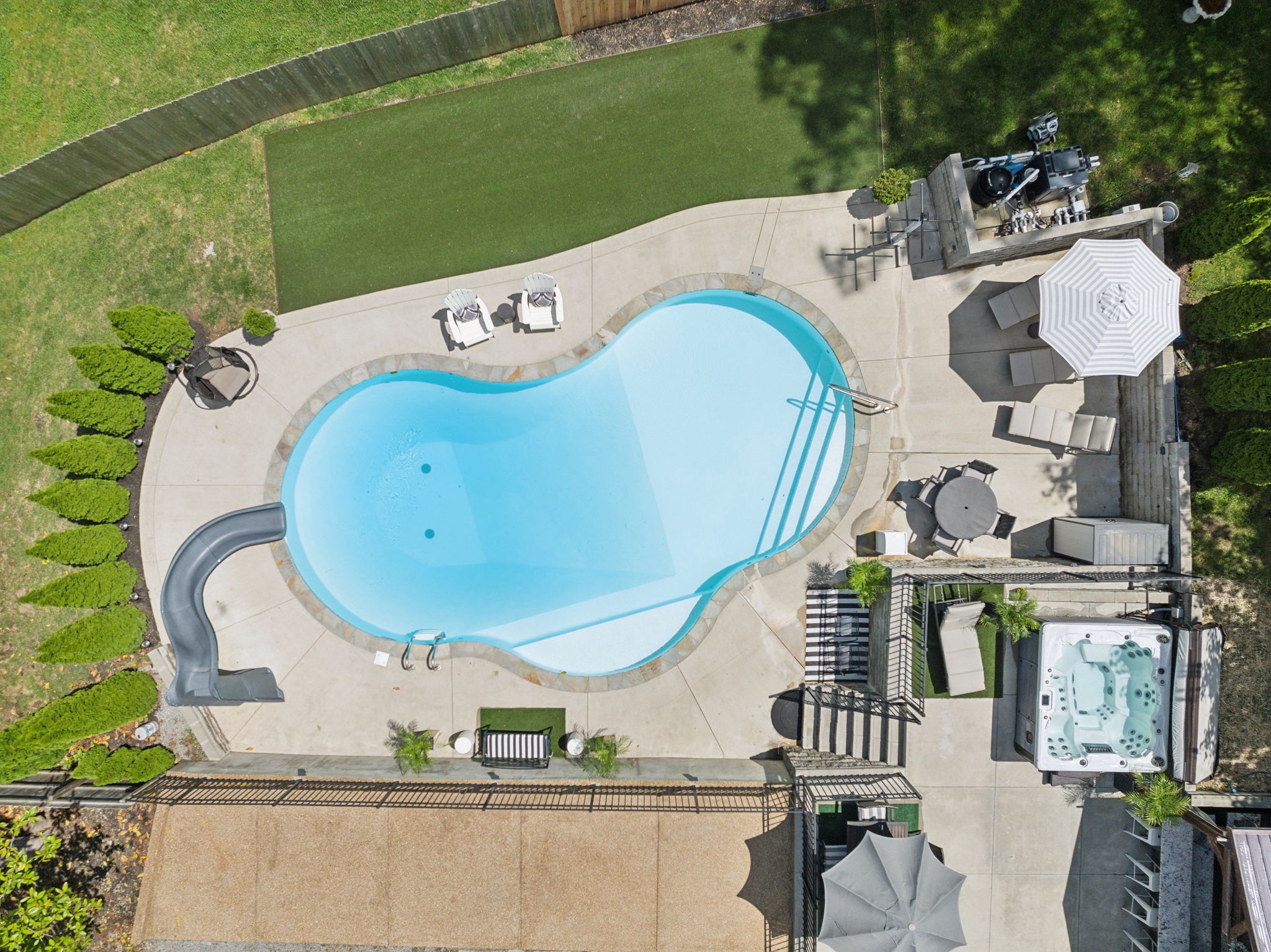 9455 Foothills Ct