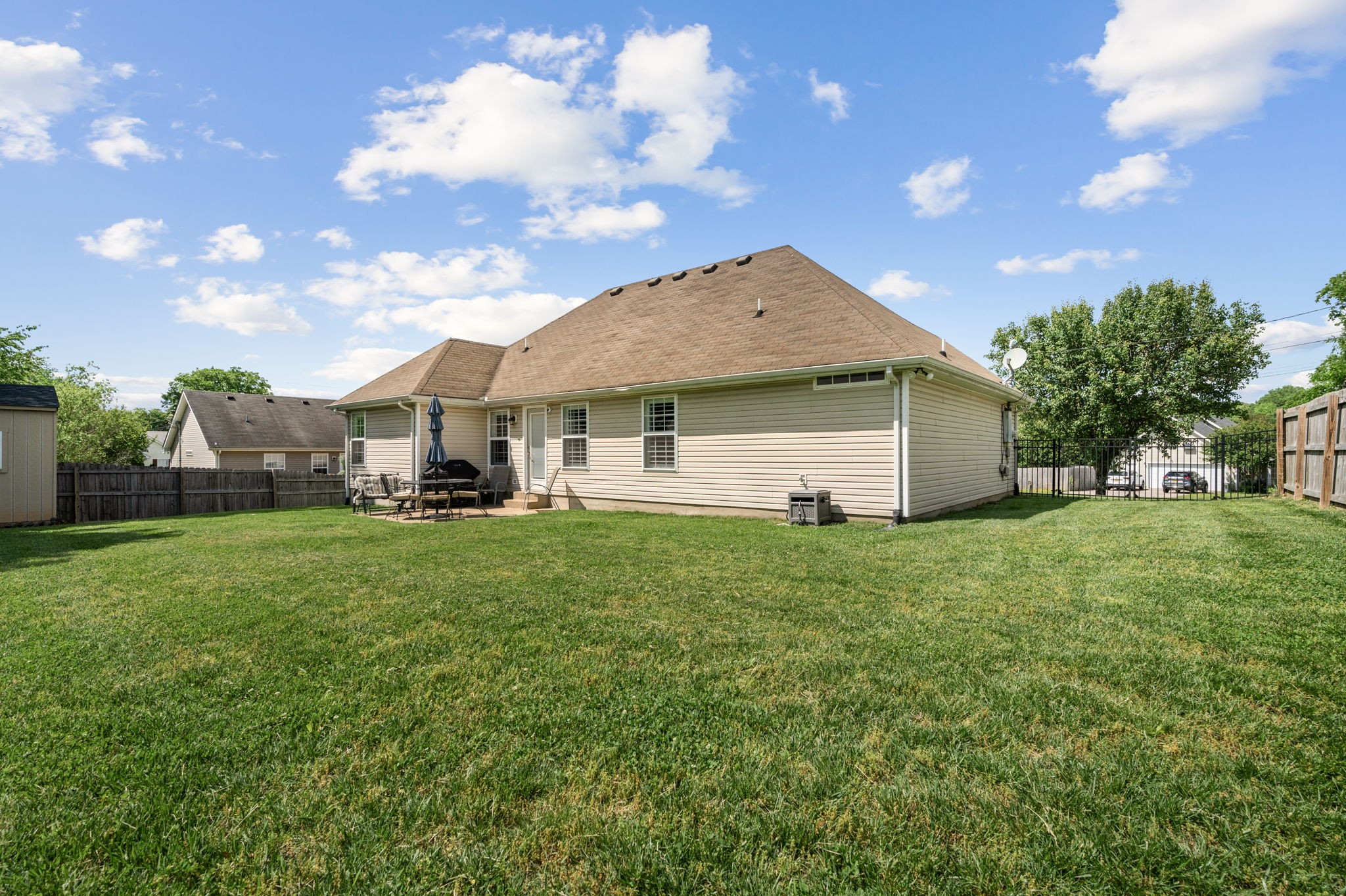 4237 Nandina Ct