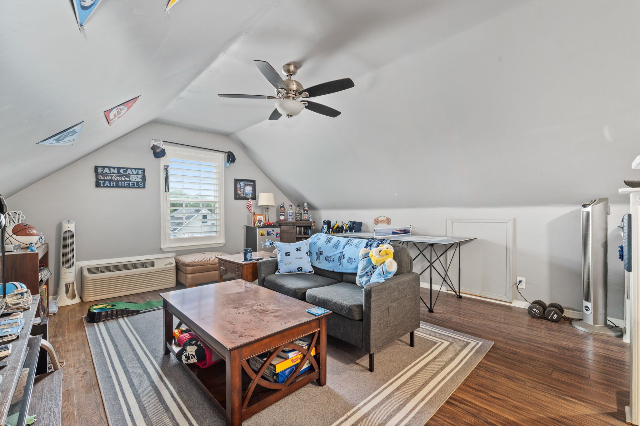 4237 Nandina Ct