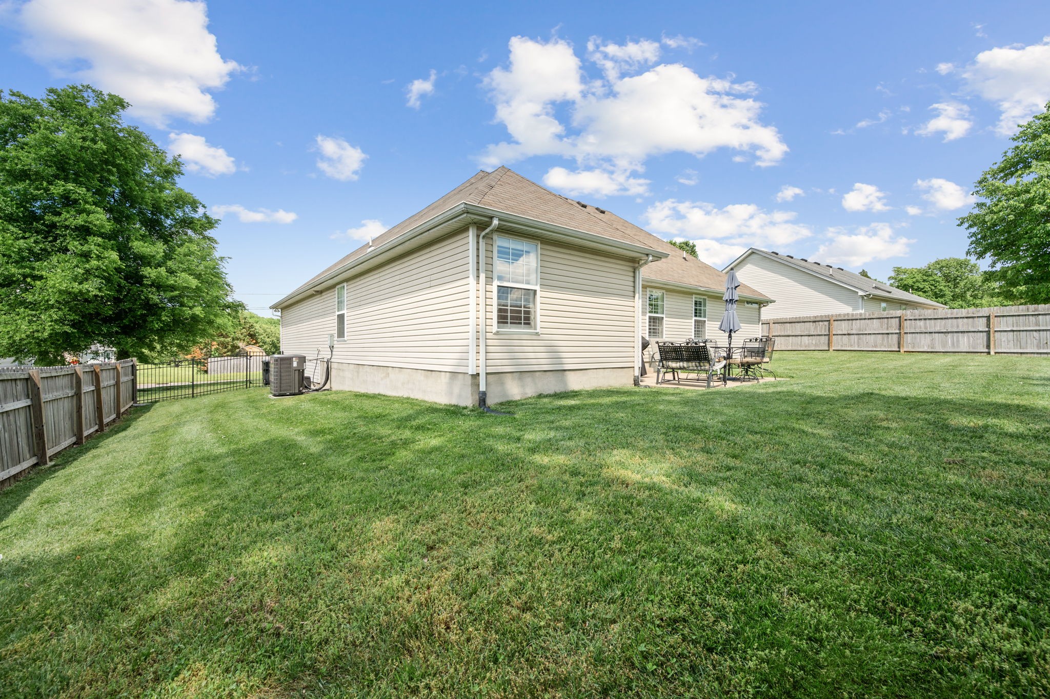 4237 Nandina Ct