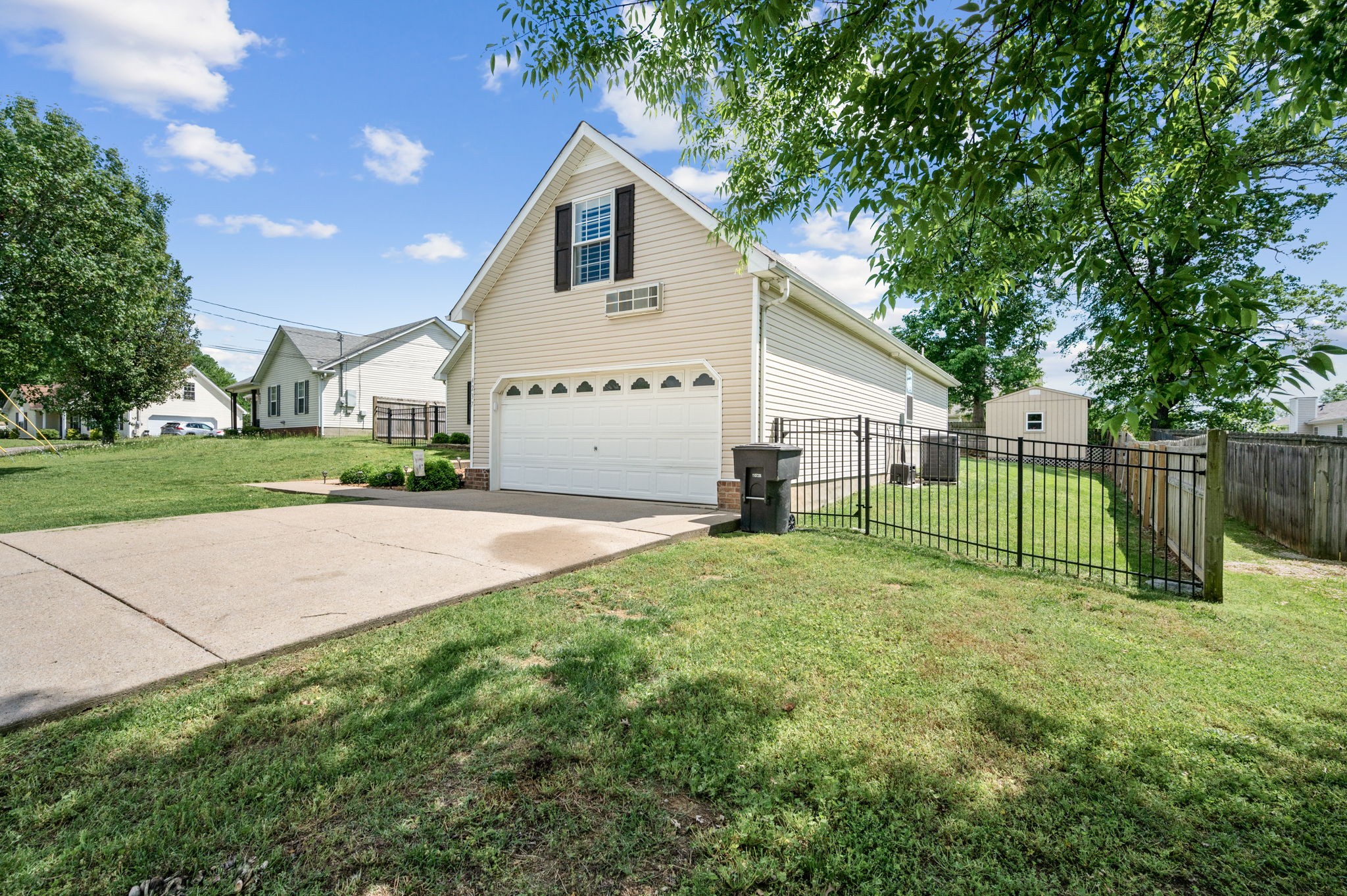 4237 Nandina Ct