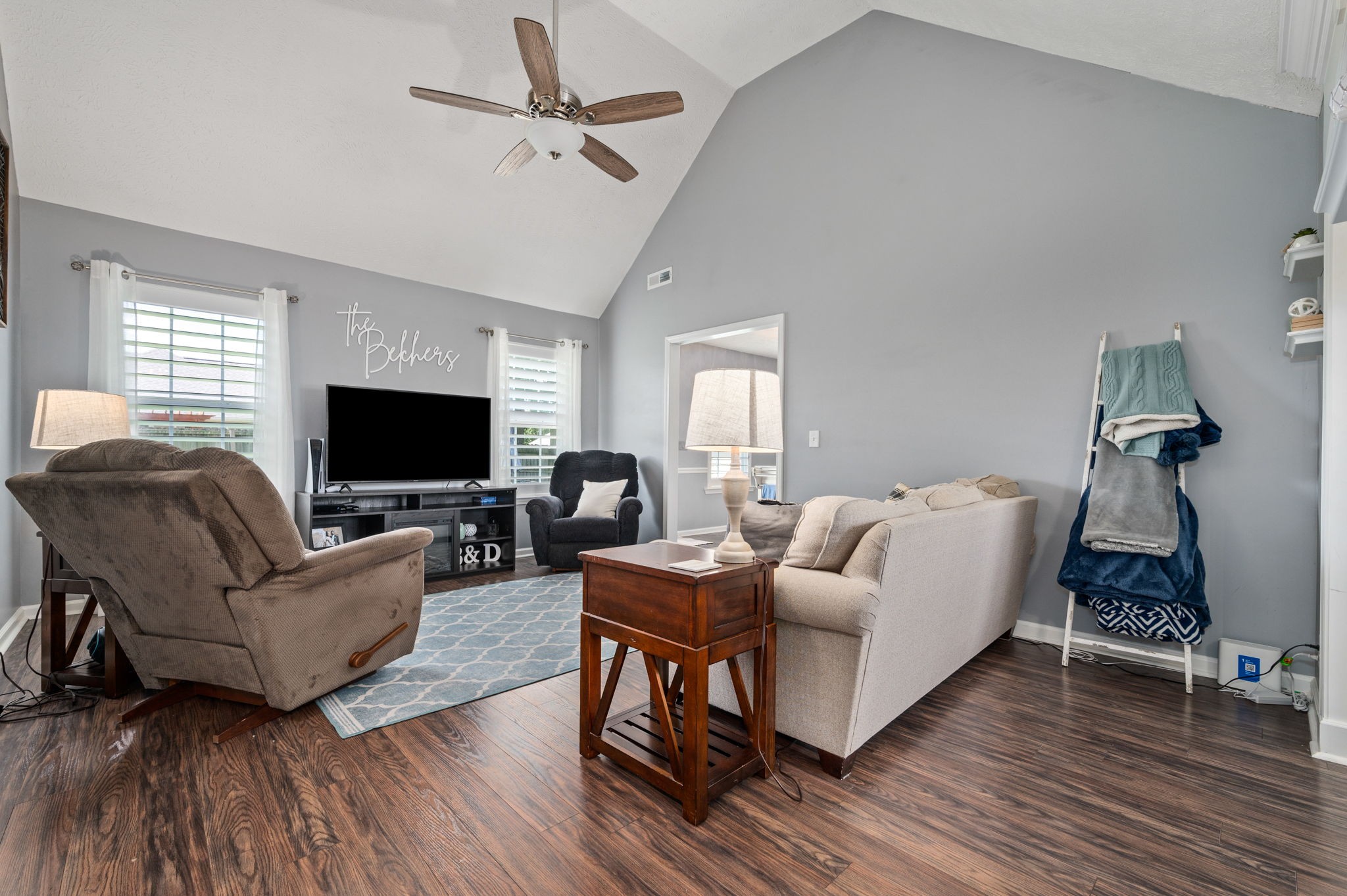 4237 Nandina Ct