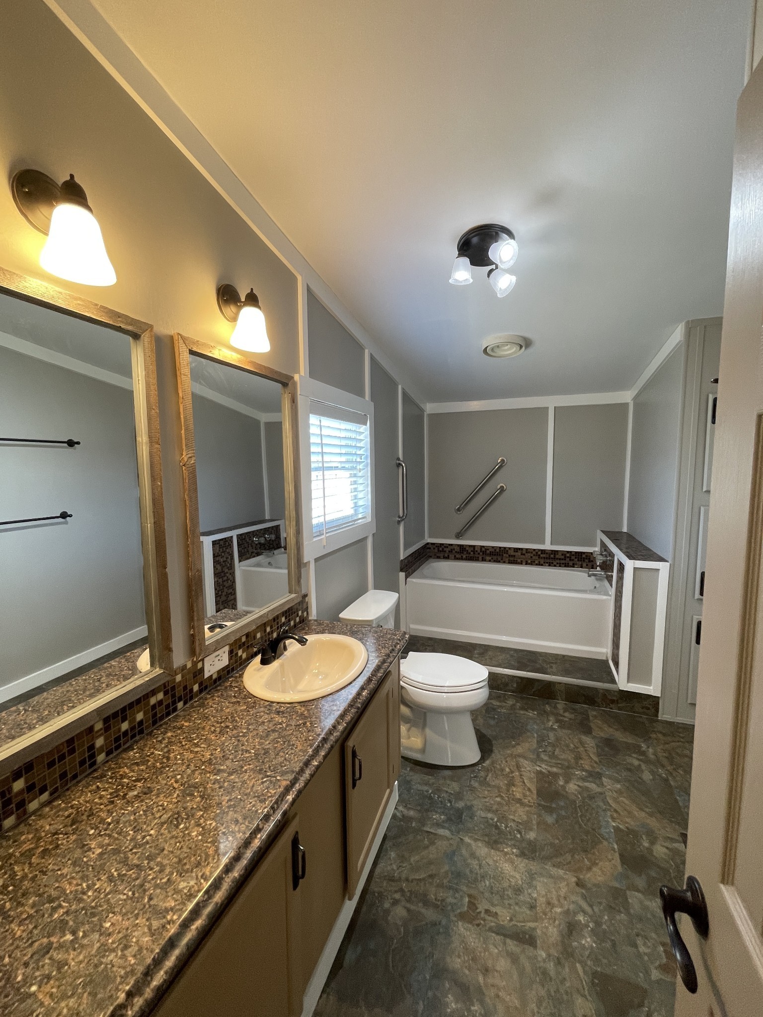 6535 Halls Hill Pike