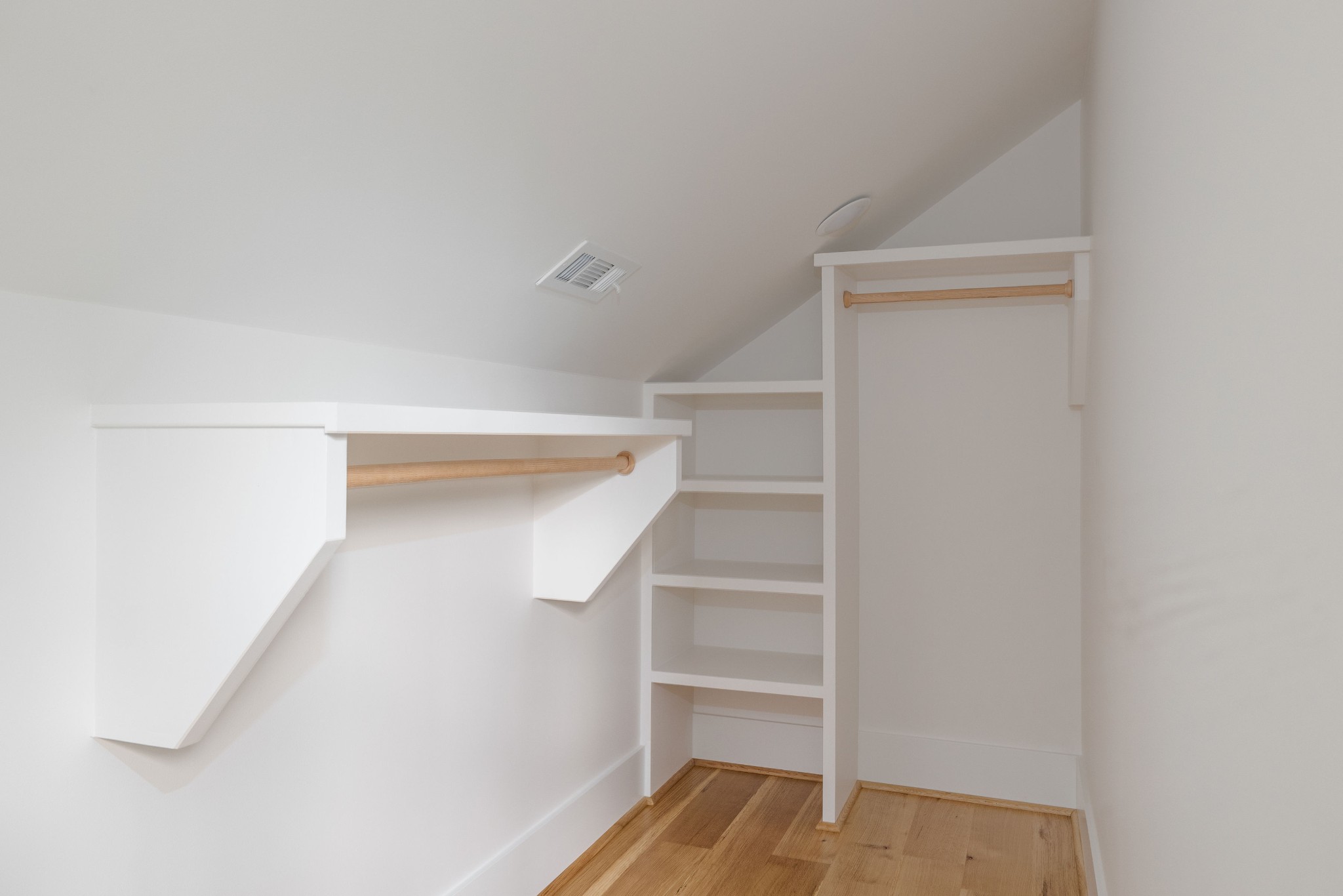 3002 Overlook Dr