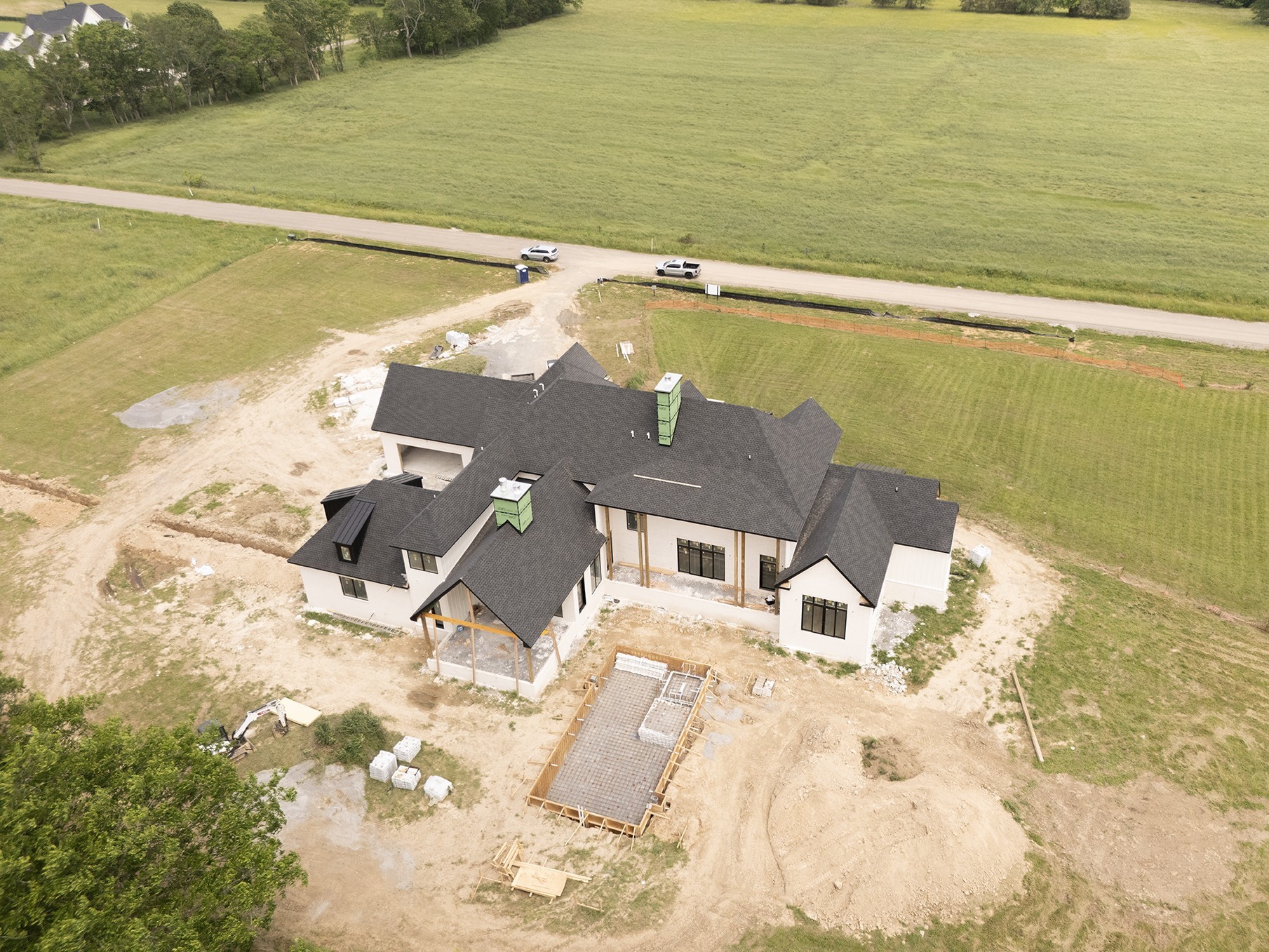 7007 Belcastle Ln