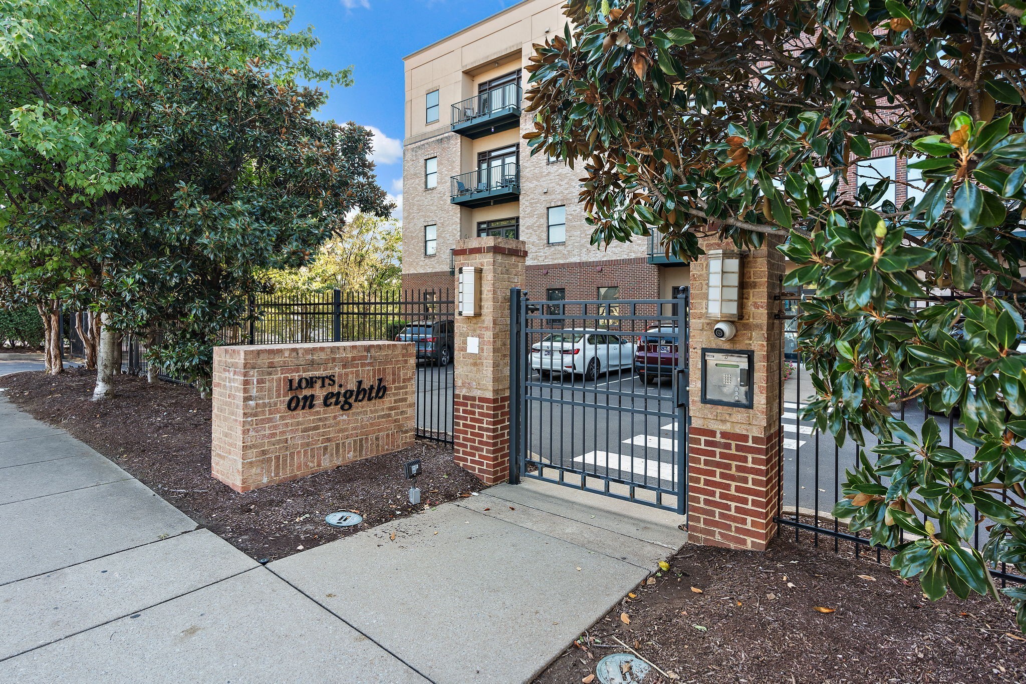 2201 8th Ave, S Unit: 202