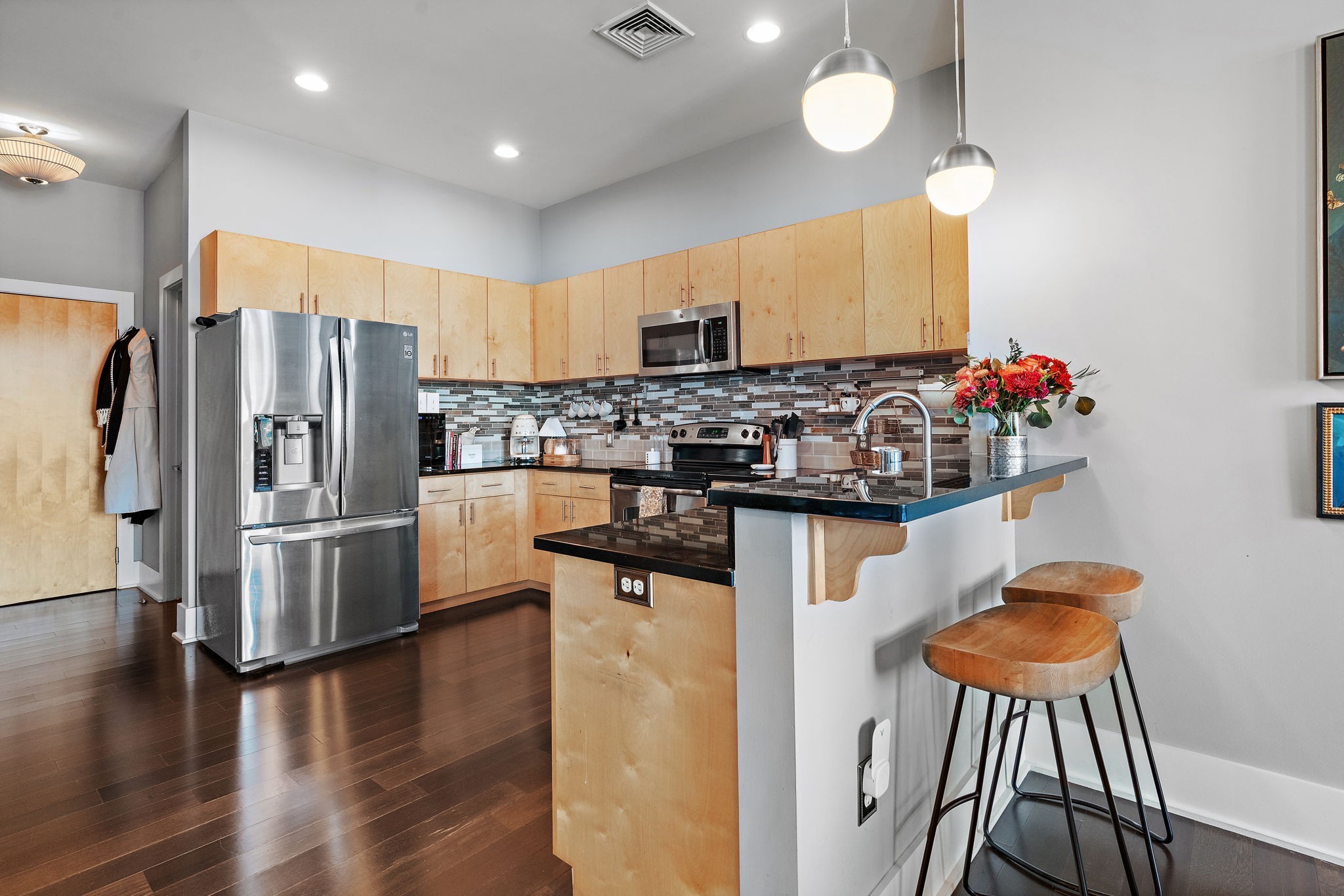 2201 8th Ave, S Unit: 202