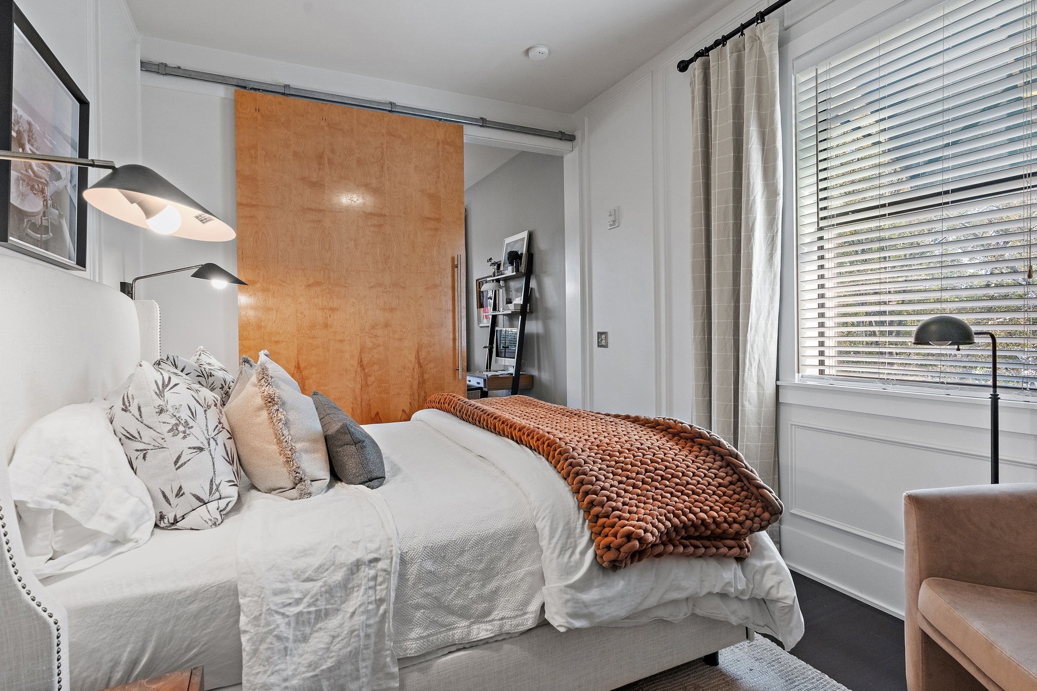 2201 8th Ave, S Unit: 202
