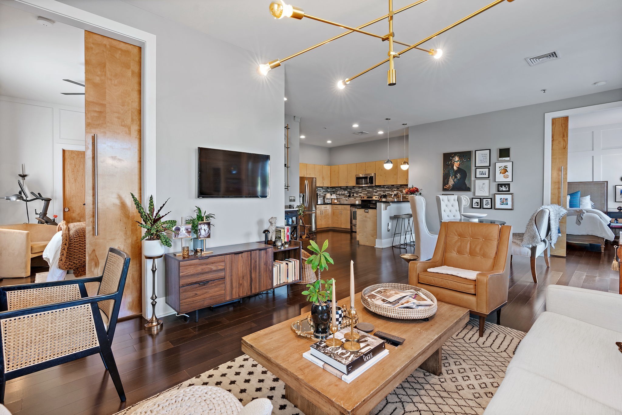 2201 8th Ave, S Unit: 202