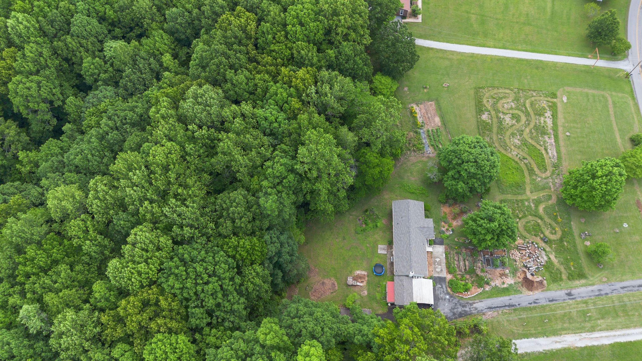 5933 Higdon Rd
