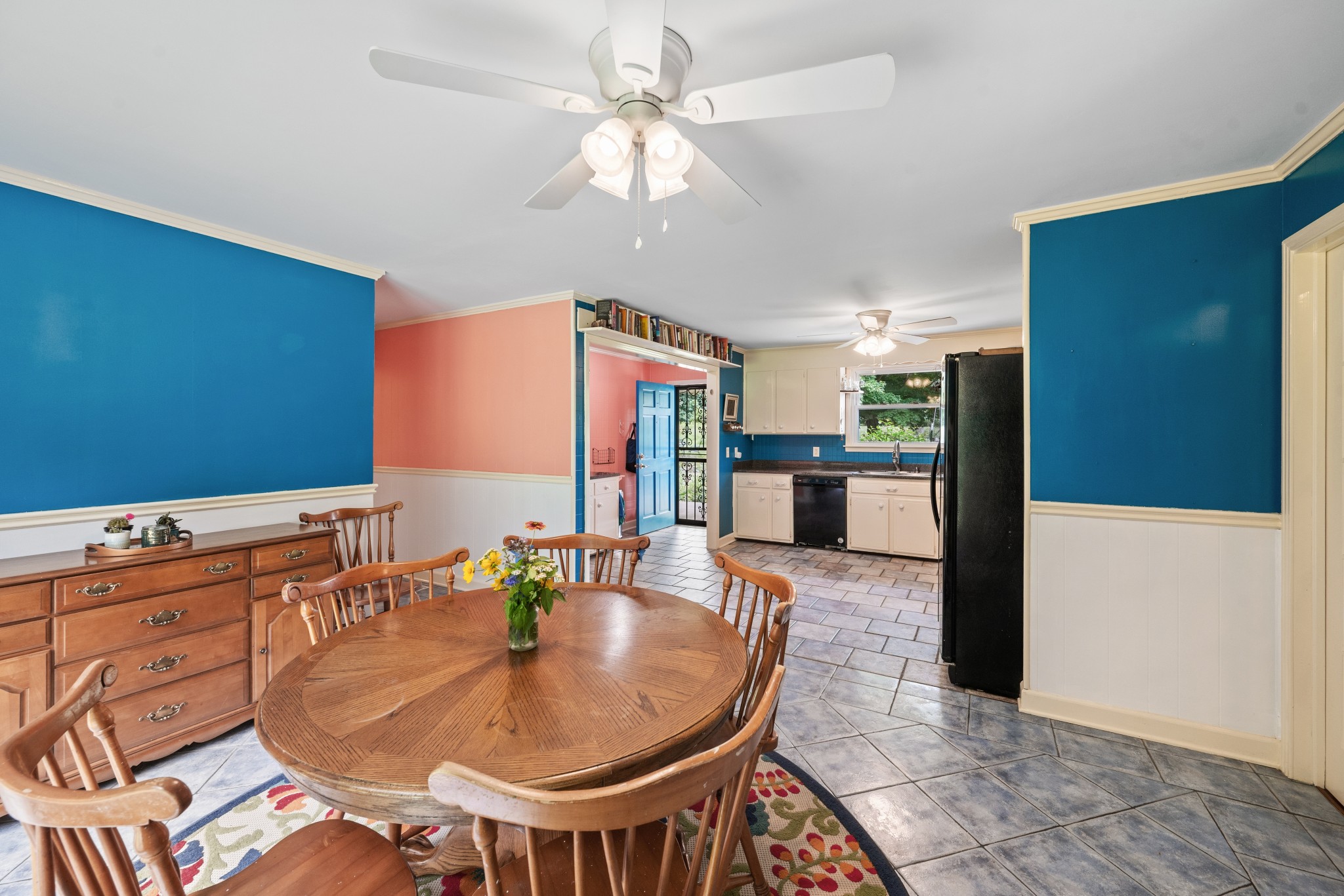 5933 Higdon Rd