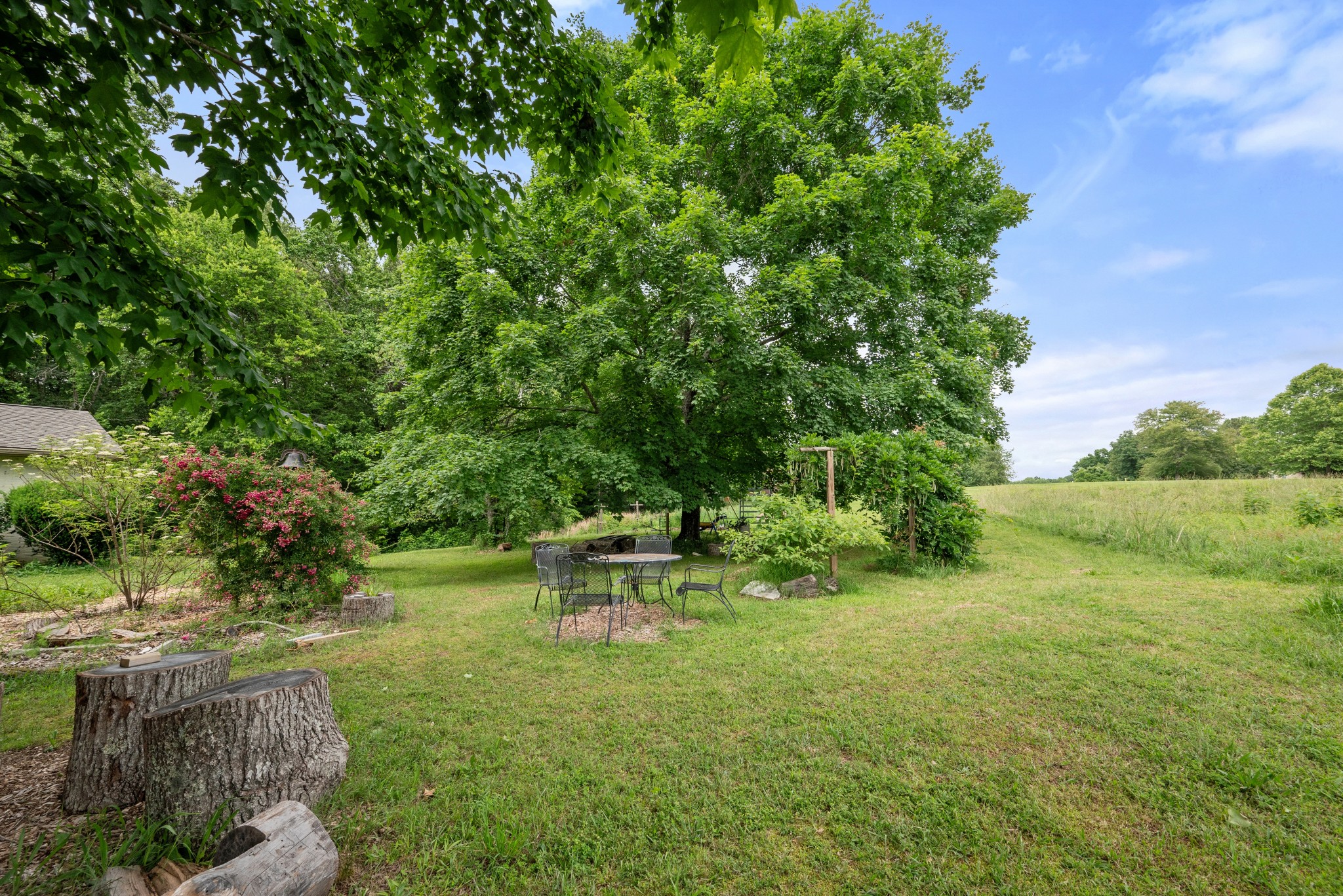 5933 Higdon Rd