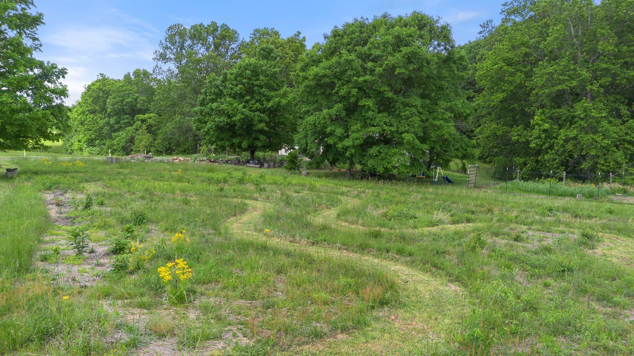 5933 Higdon Rd