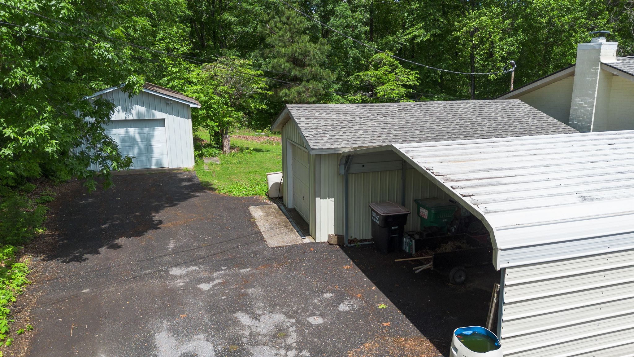 5933 Higdon Rd