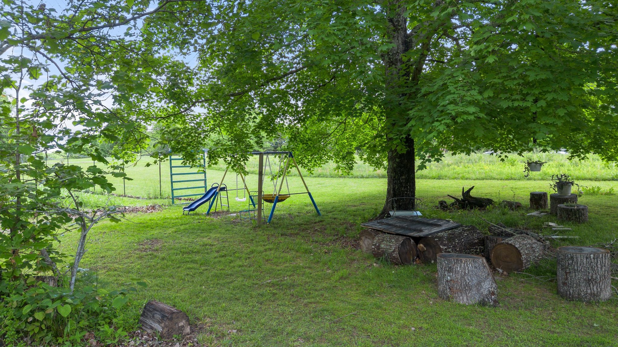 5933 Higdon Rd