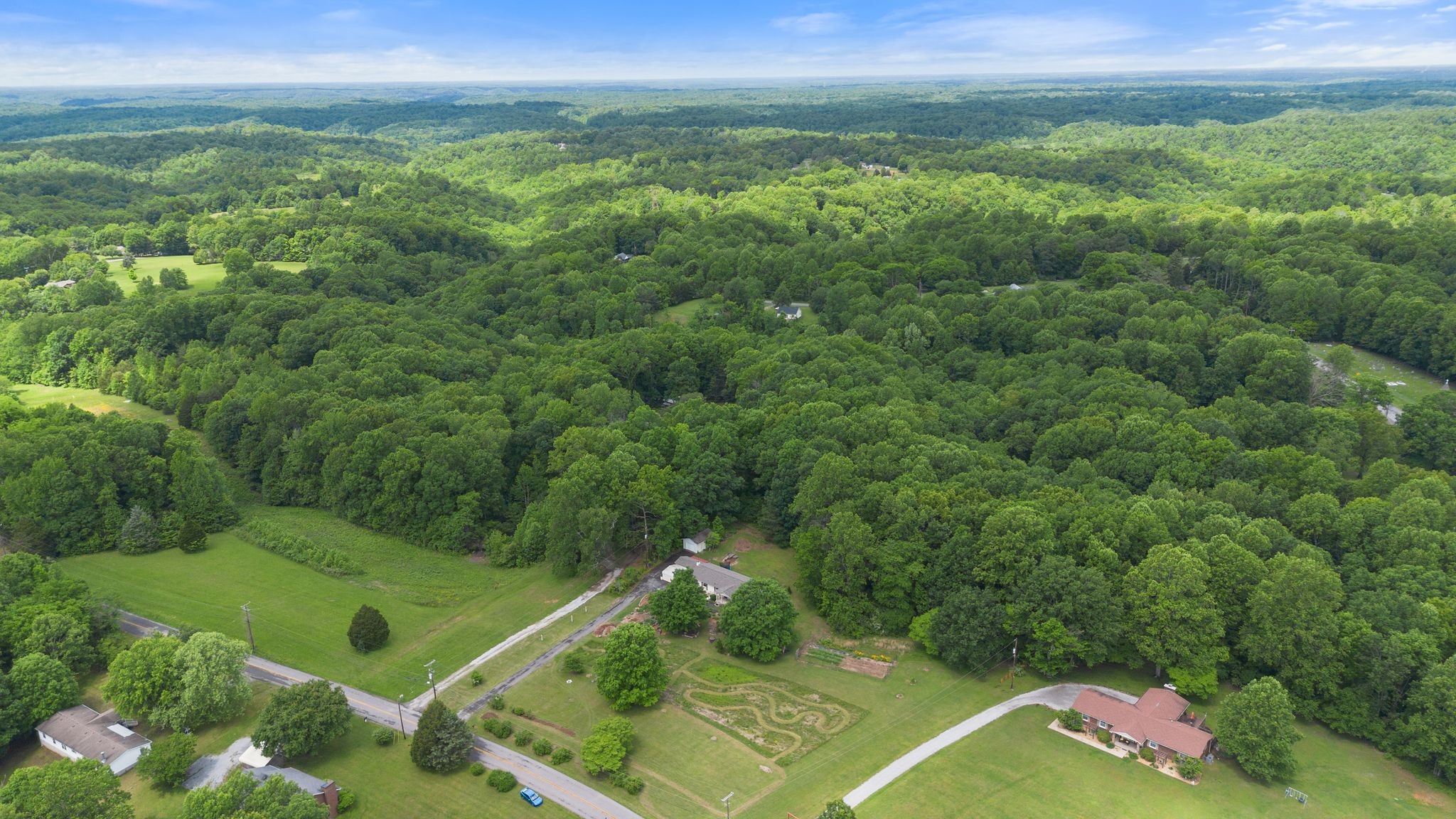 5933 Higdon Rd