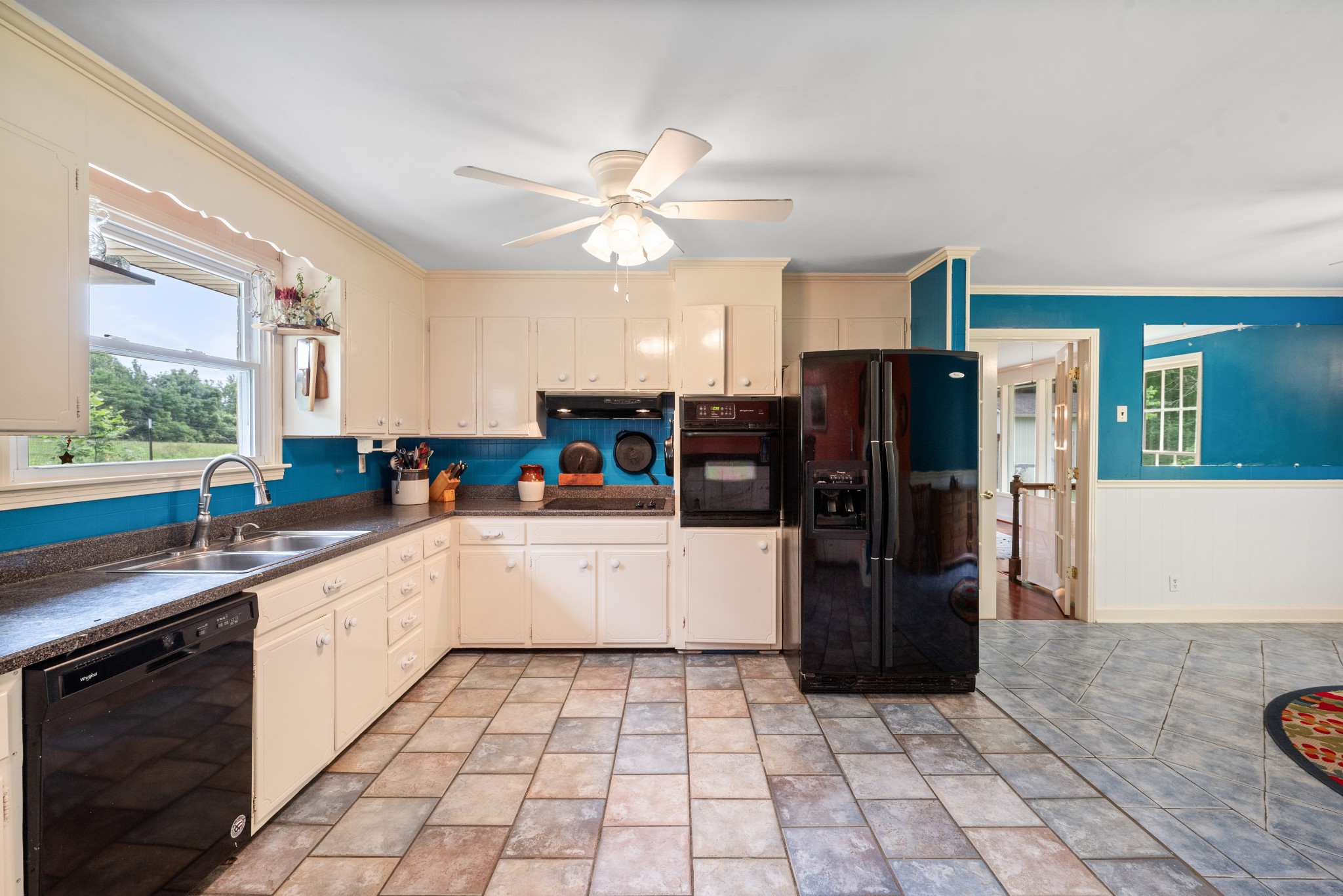 5933 Higdon Rd