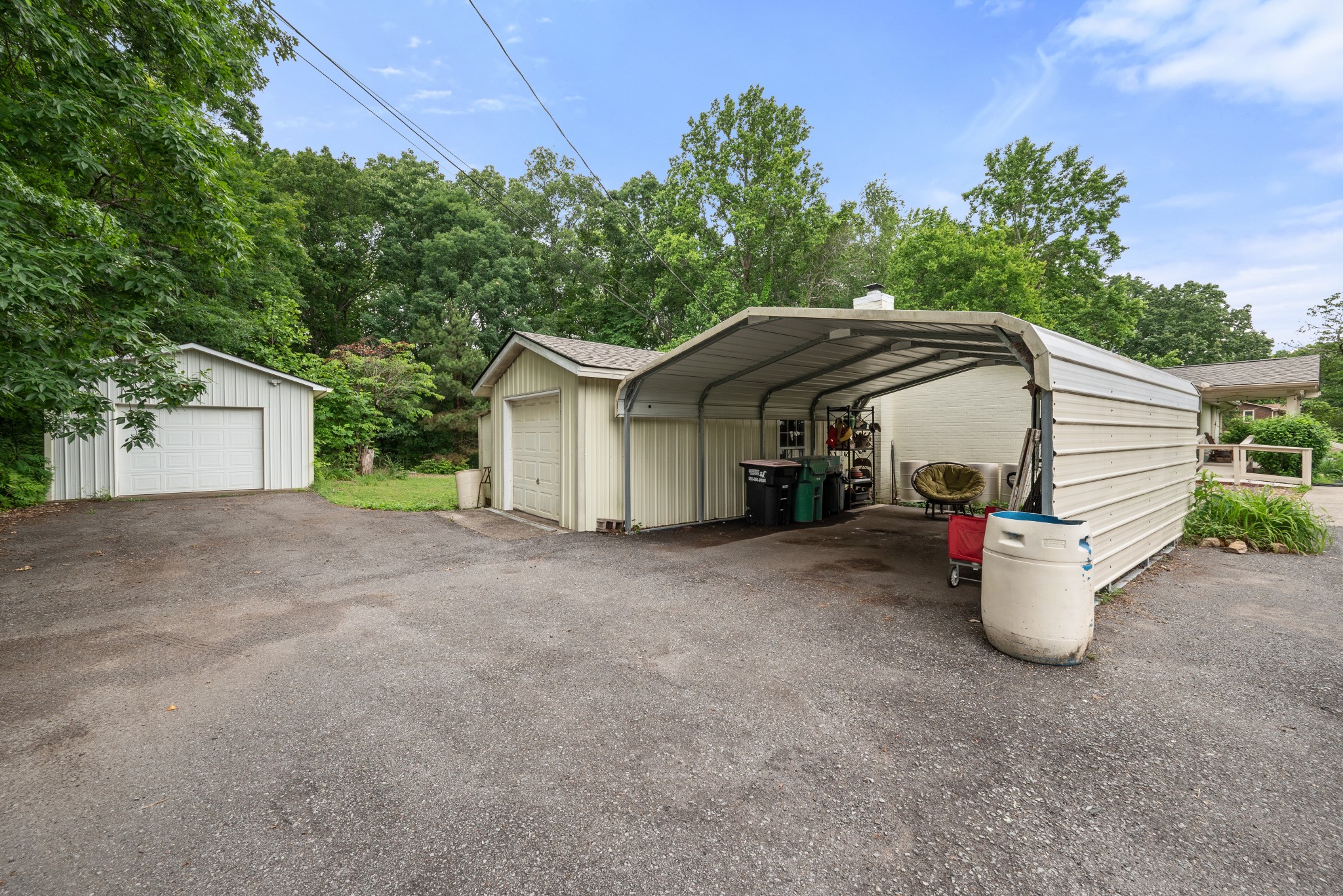 5933 Higdon Rd