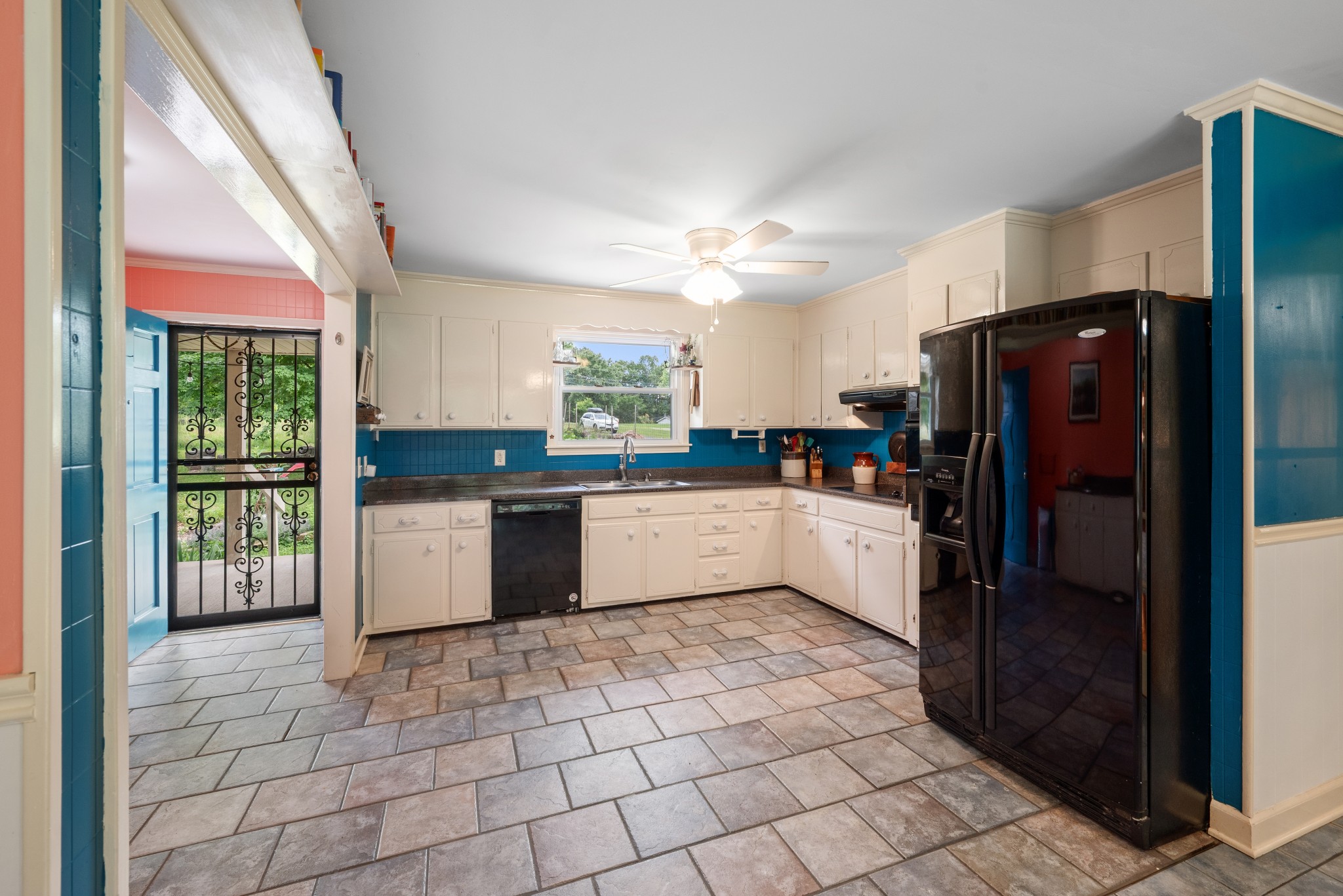 5933 Higdon Rd