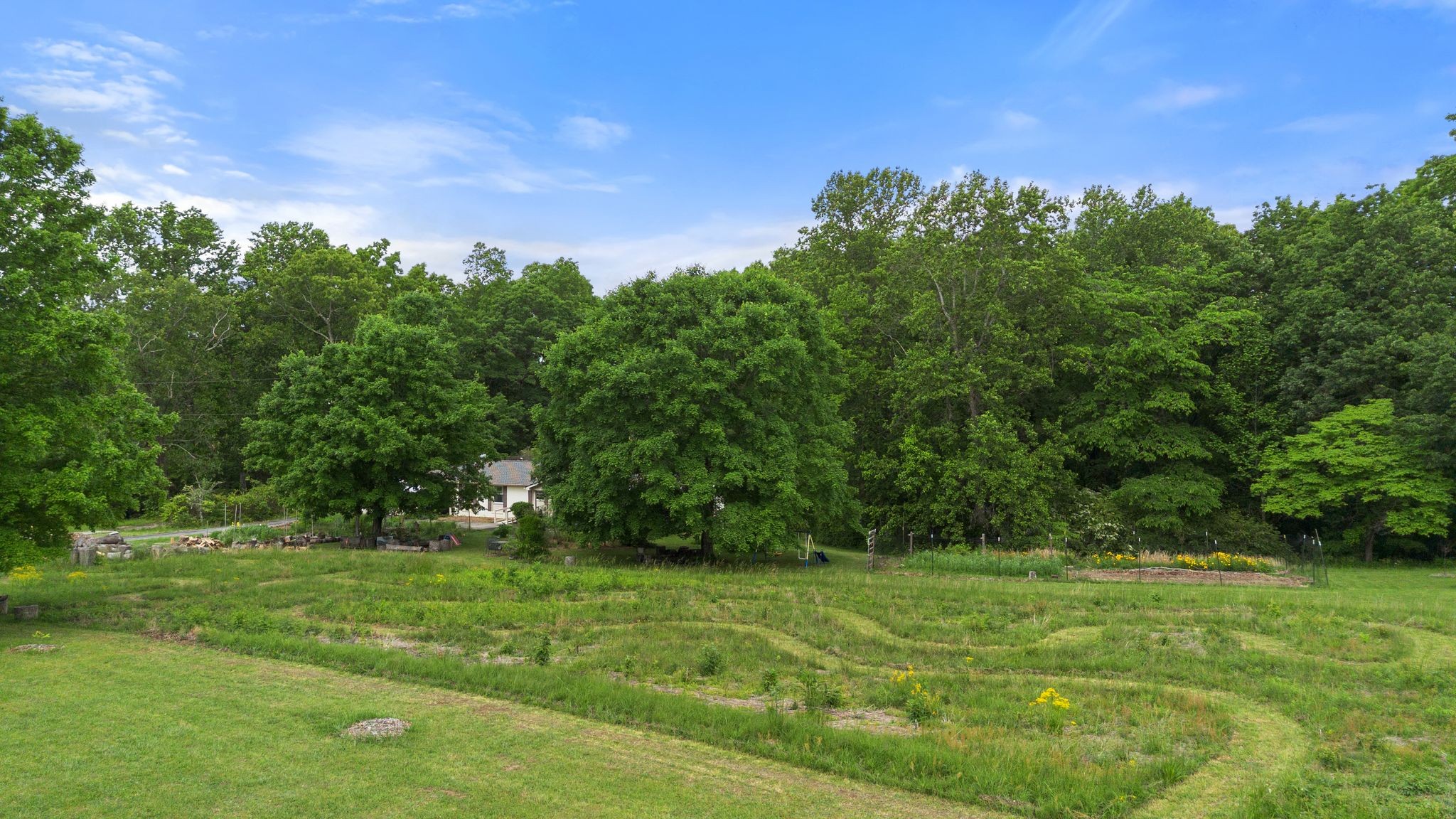 5933 Higdon Rd