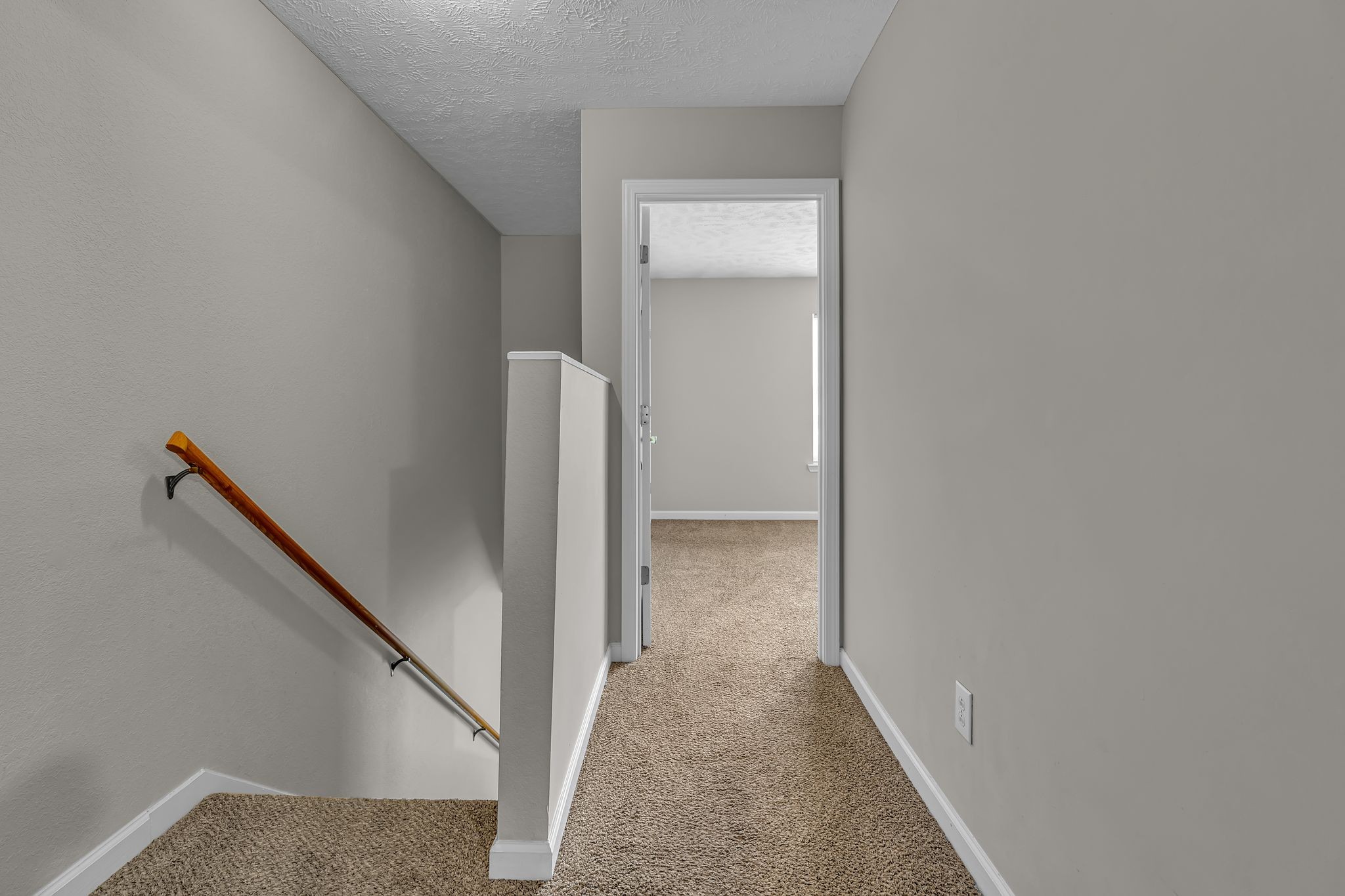1514 Center Pointe Dr