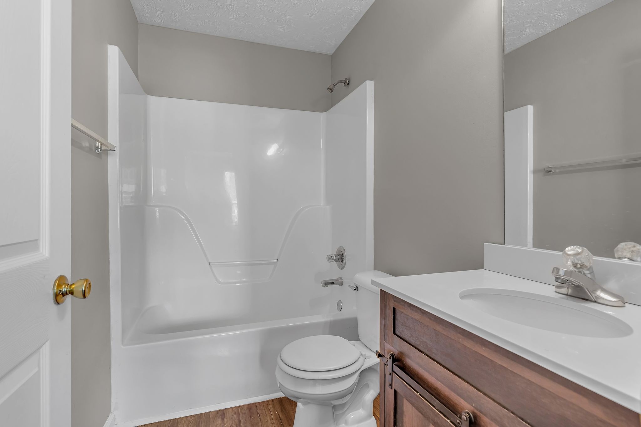 1514 Center Pointe Dr