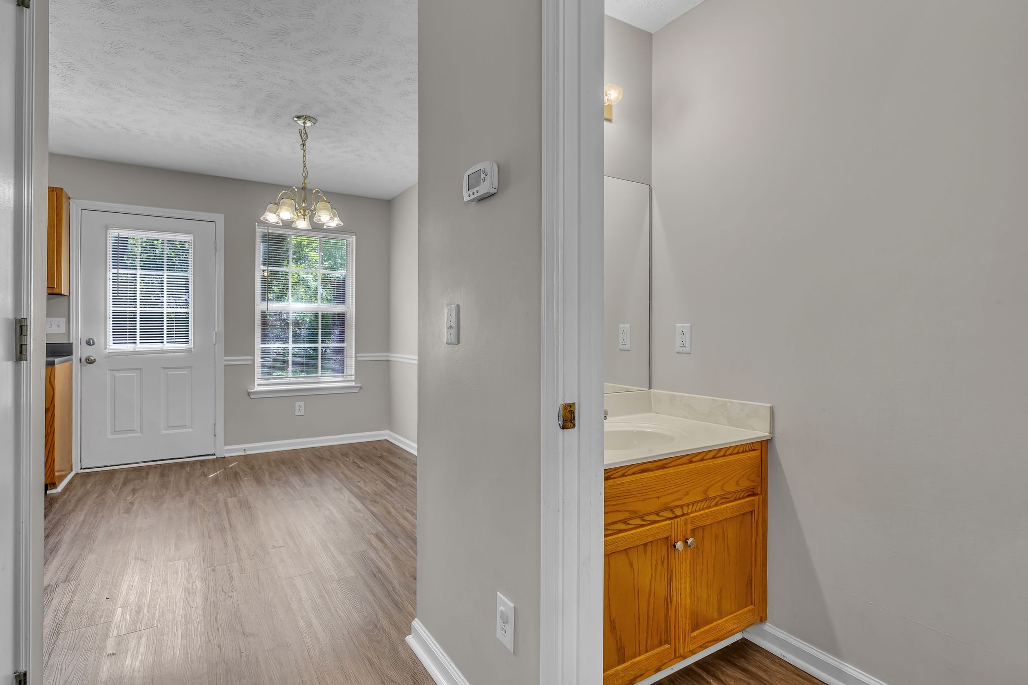 1514 Center Pointe Dr
