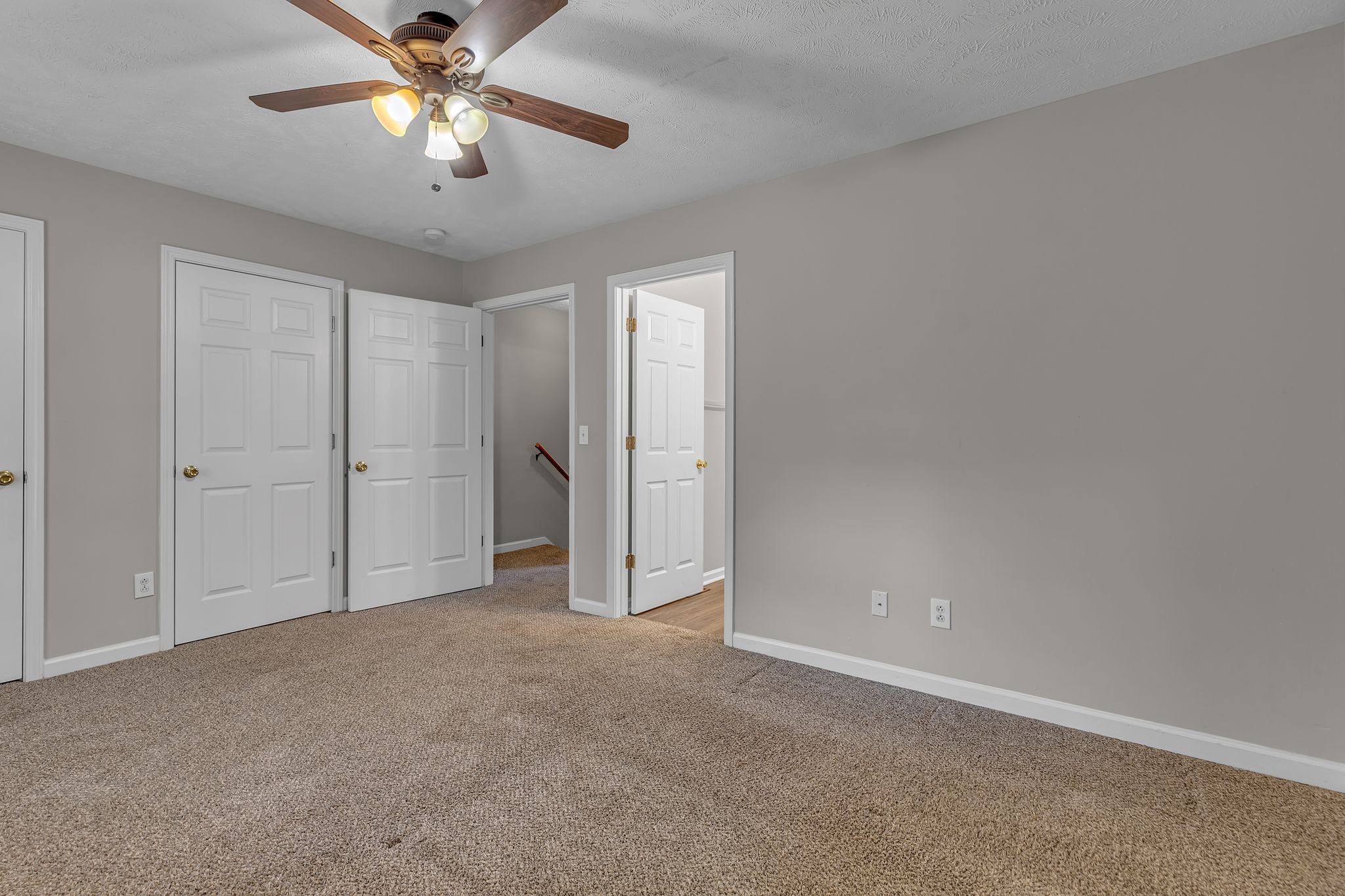 1514 Center Pointe Dr